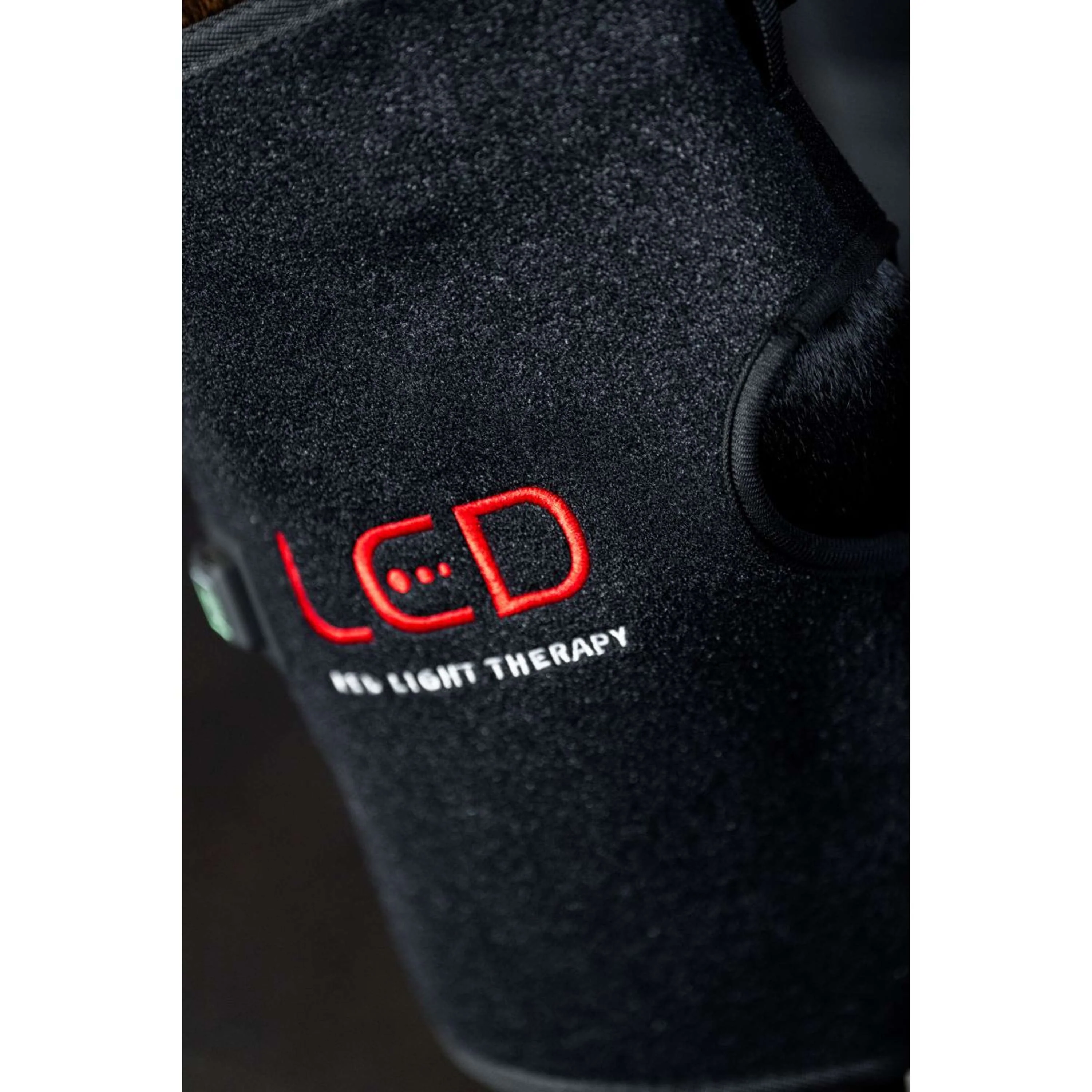 Horseware Hock Boots LED Red Light Therapy Pair Noir/Noir - Image 5