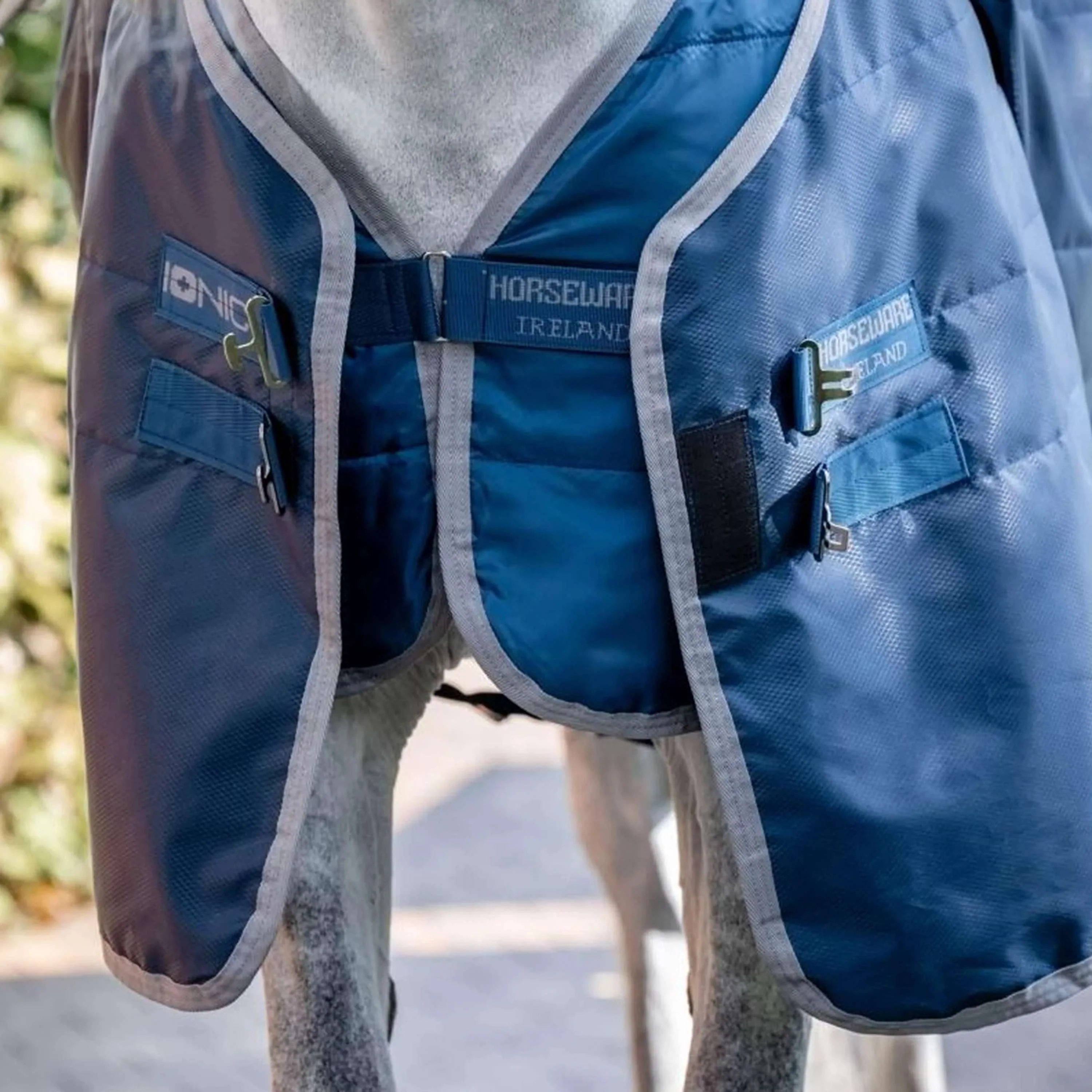 Horseware Ionic Therapy Liner 200g Imperial Blue/Silver/Navy - Image 5