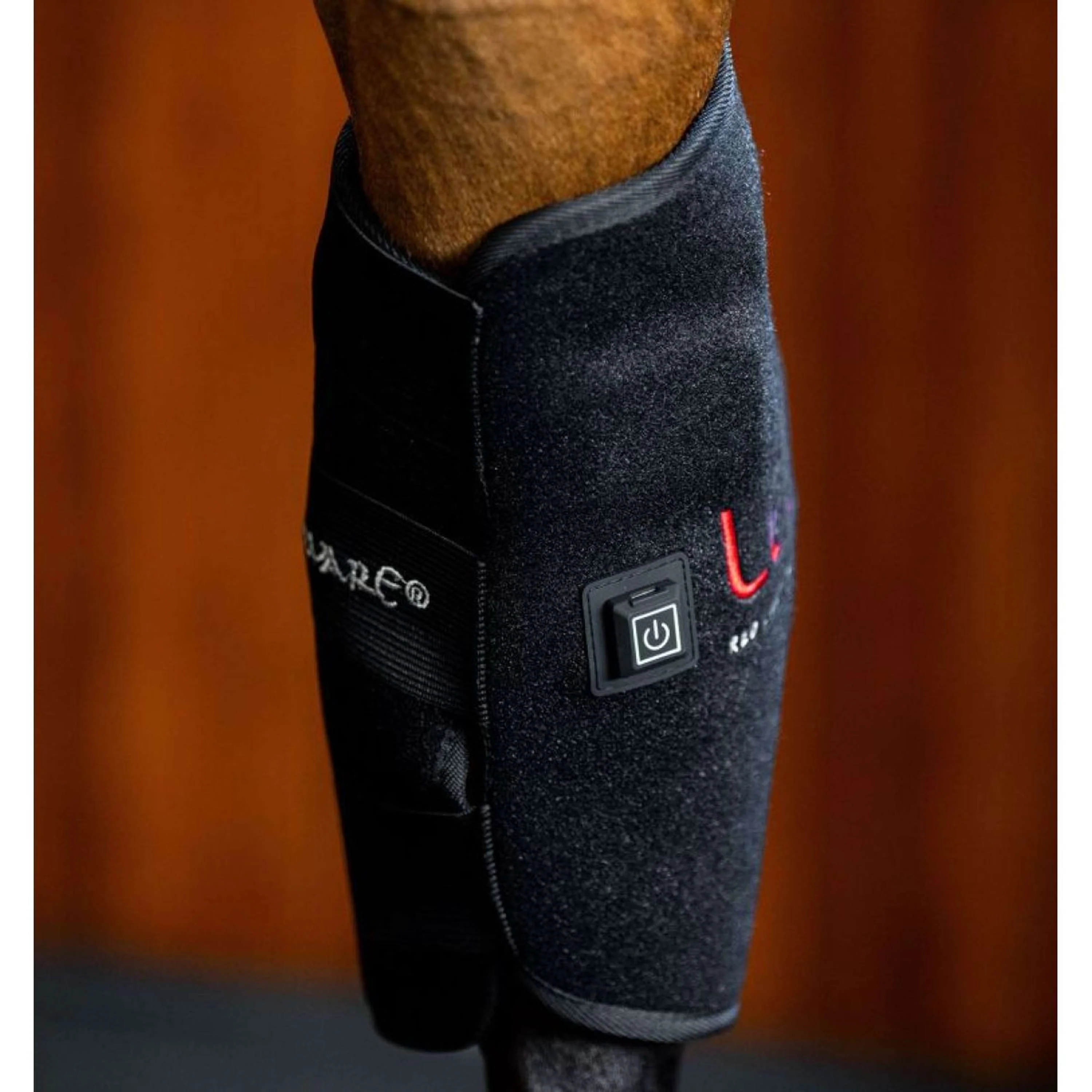 Horseware LED Red Light Therapy Right Hock Boot Noir - Image 2