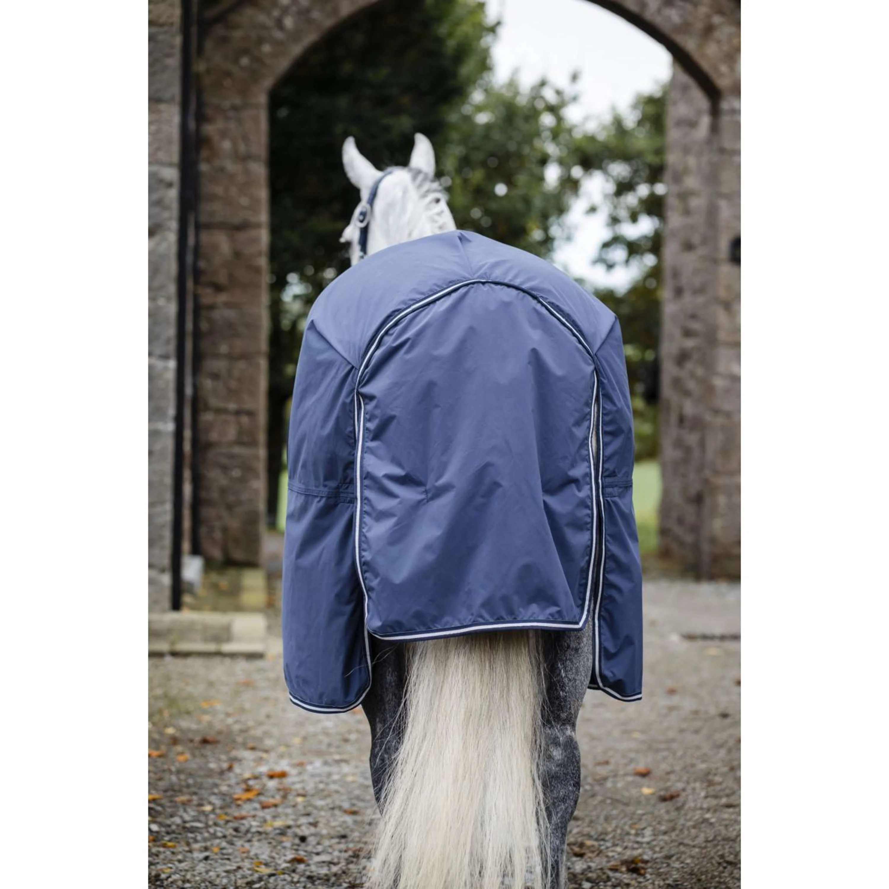 Horseware Show Ready Rug Navy/Navy/Silver - Image 7