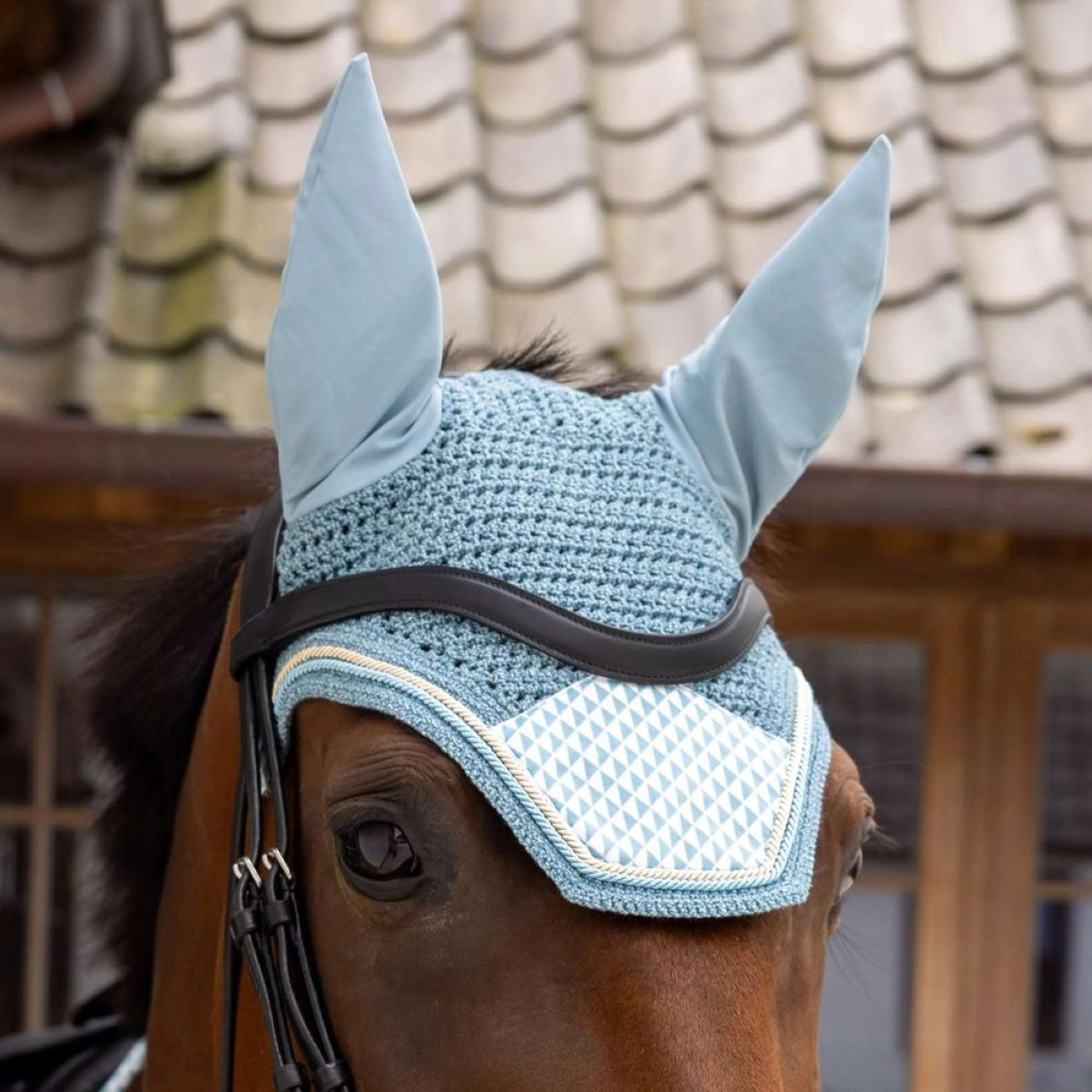 Kentucky Bonnet Anti-Mouches Wellington Velvet Flags Bleu clair - Image 2