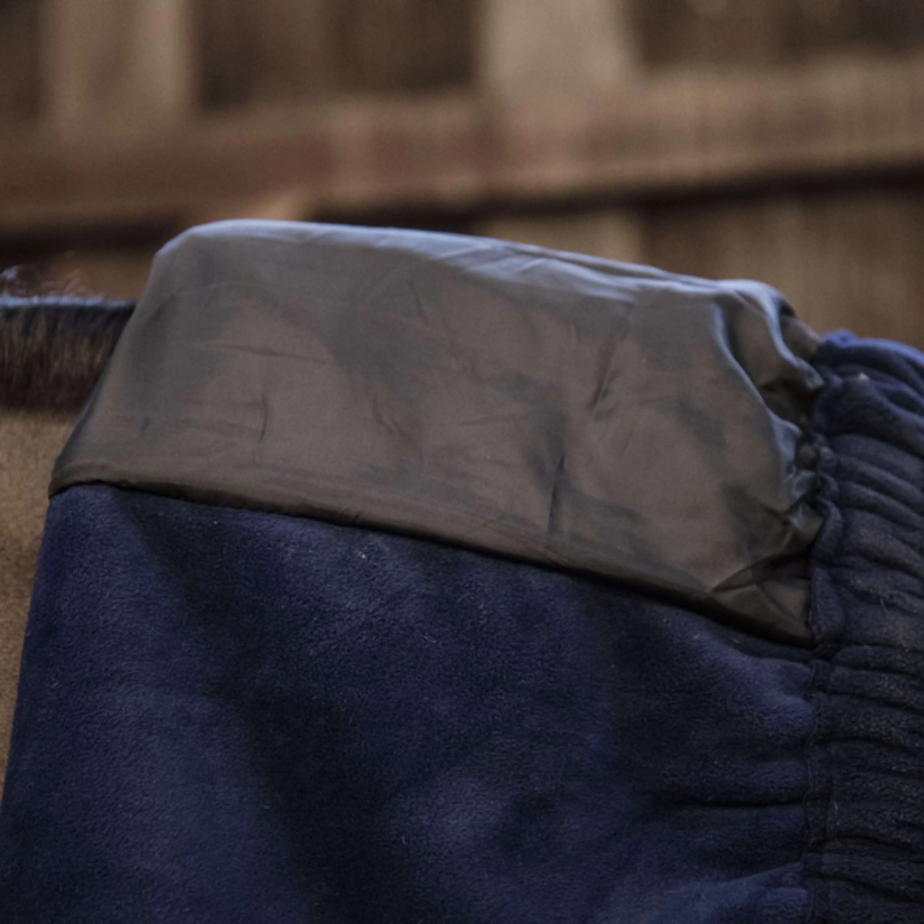 Kentucky Cou Heavy Fleece Marin - Image 4