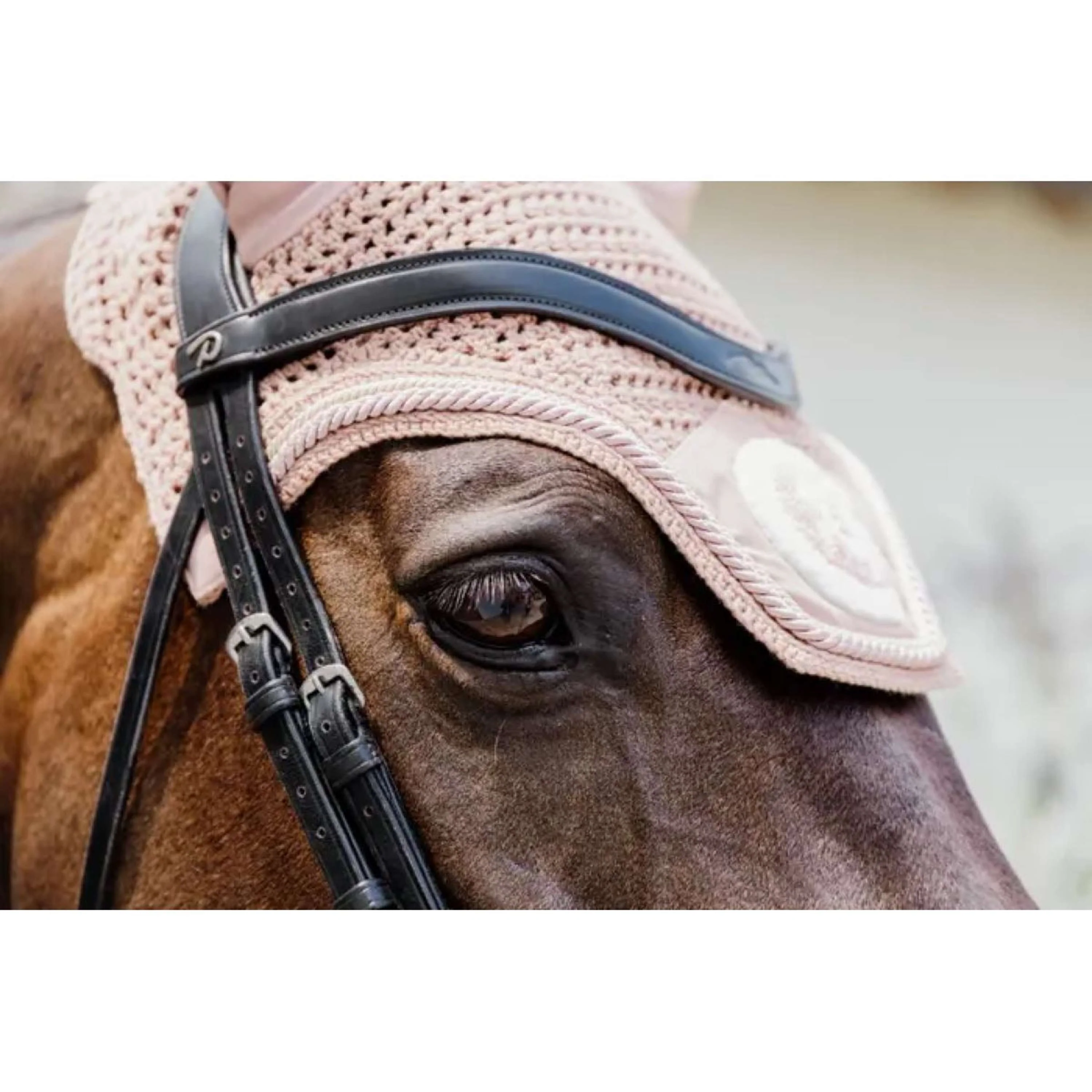 Kentucky Horsewear Bonnet Anti-Mouches Wellington 3D Logo Rose Vieux - Image 4
