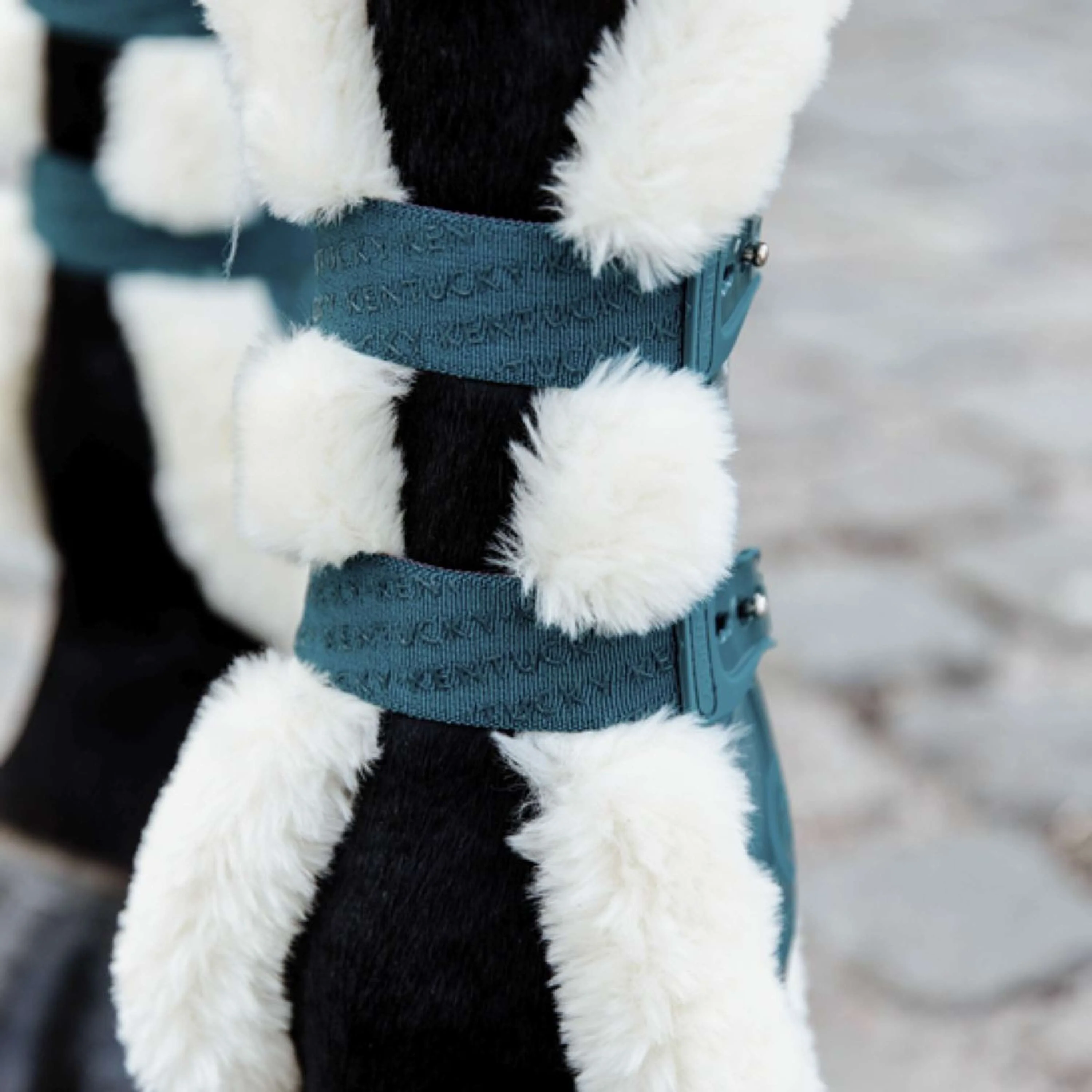 Kentucky Horsewear Protèges-Tendons Bamboo Elastic Vegan Sheepskin Émeraude - Image 2