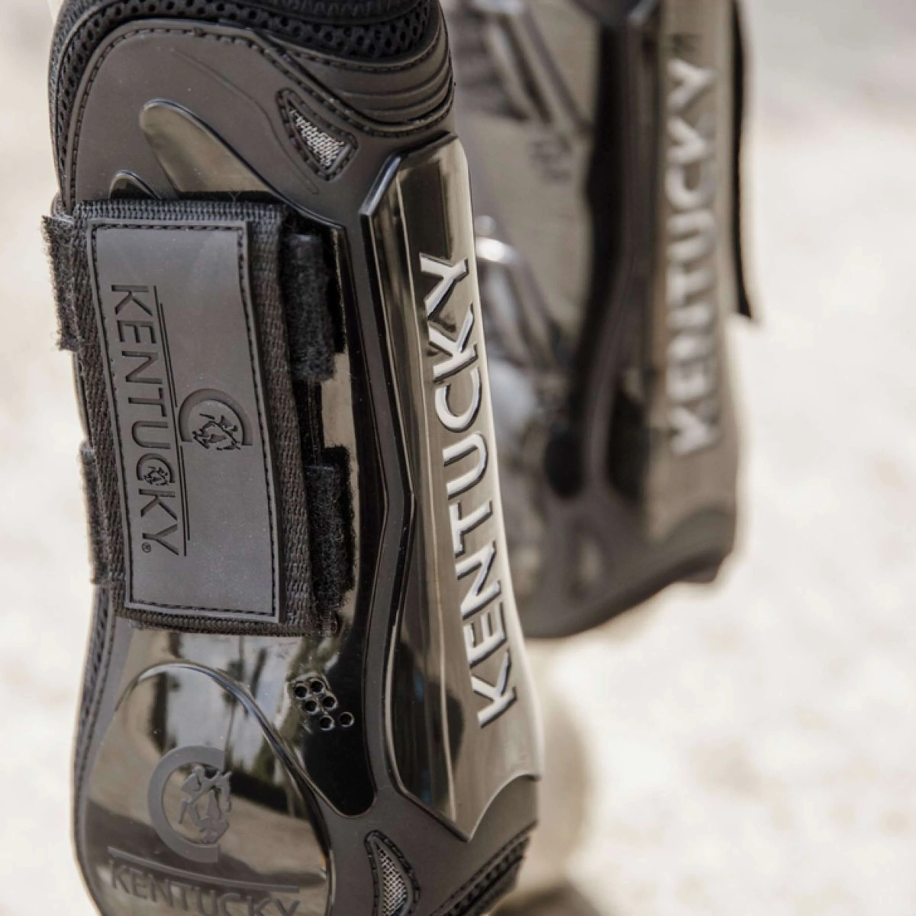 Kentucky Horsewear Protèges-Tendons Velcro Noir - Image 2