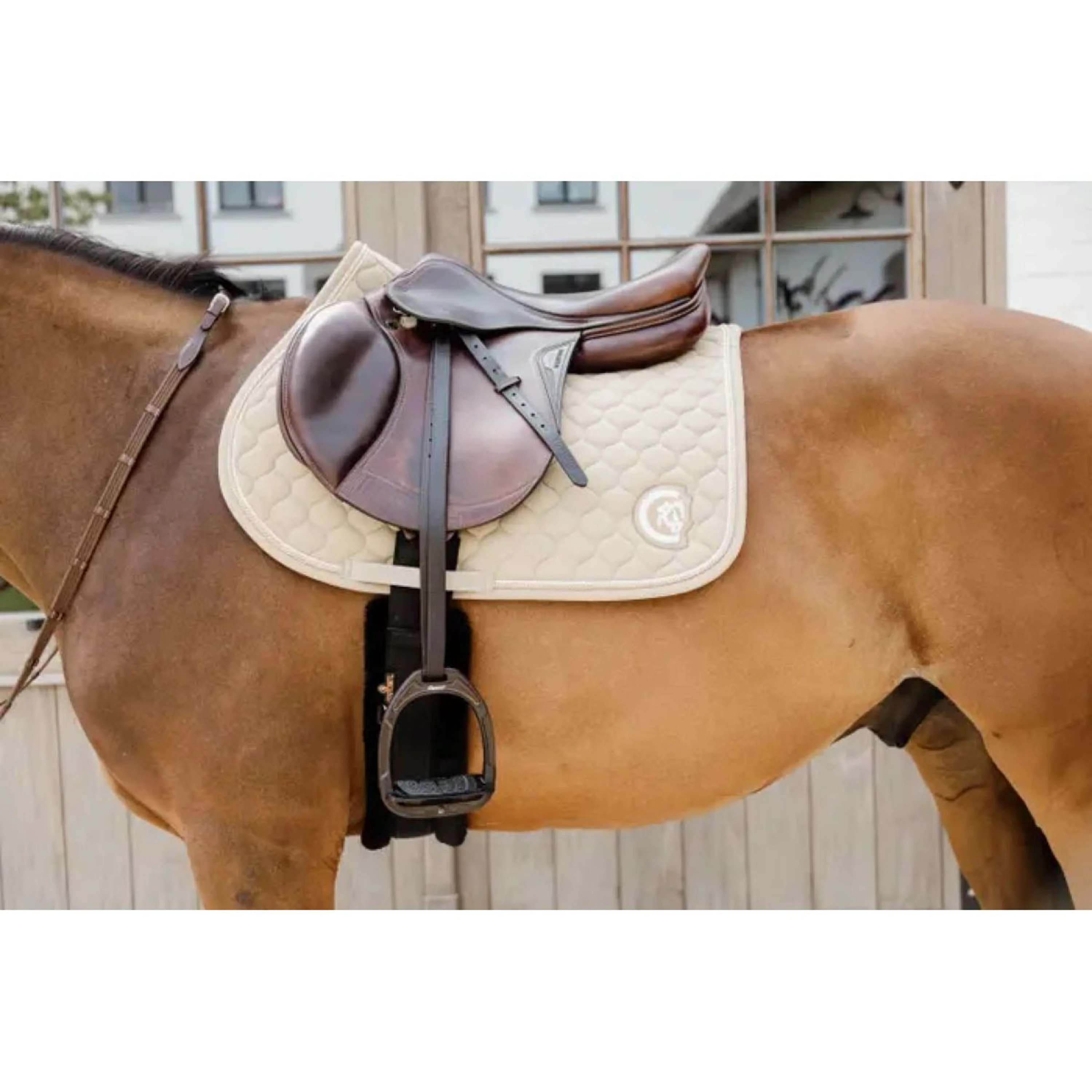 Kentucky Horsewear Tapis de Selle Onion Quilt 3D Logo de Saut Beige - Image 2