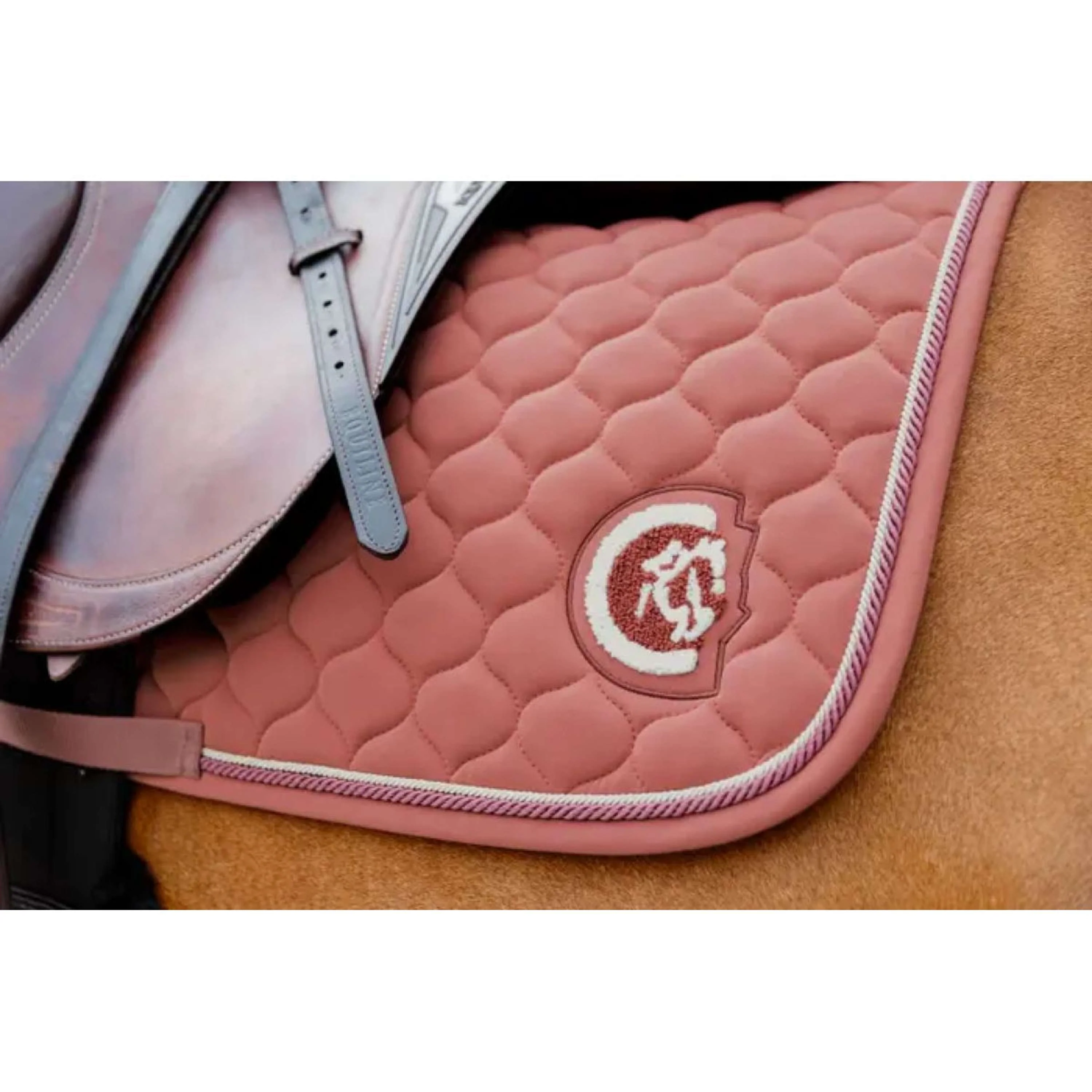 Kentucky Horsewear Tapis de Selle Onion Quilt 3D Logo de Saut Fuchsia - Image 3