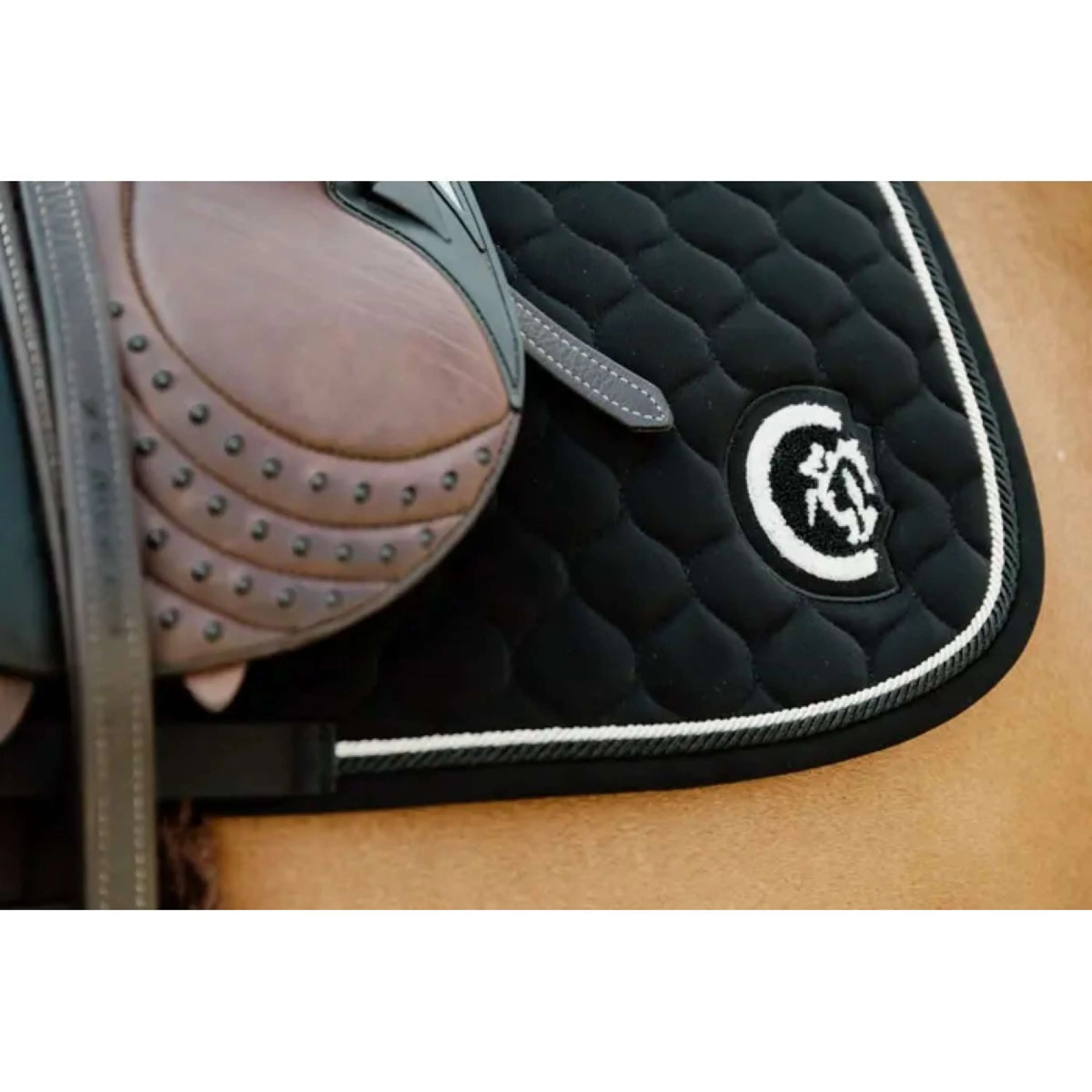 Kentucky Horsewear Tapis de Selle Onion Quilt 3D Logo de Saut Noir - Image 3