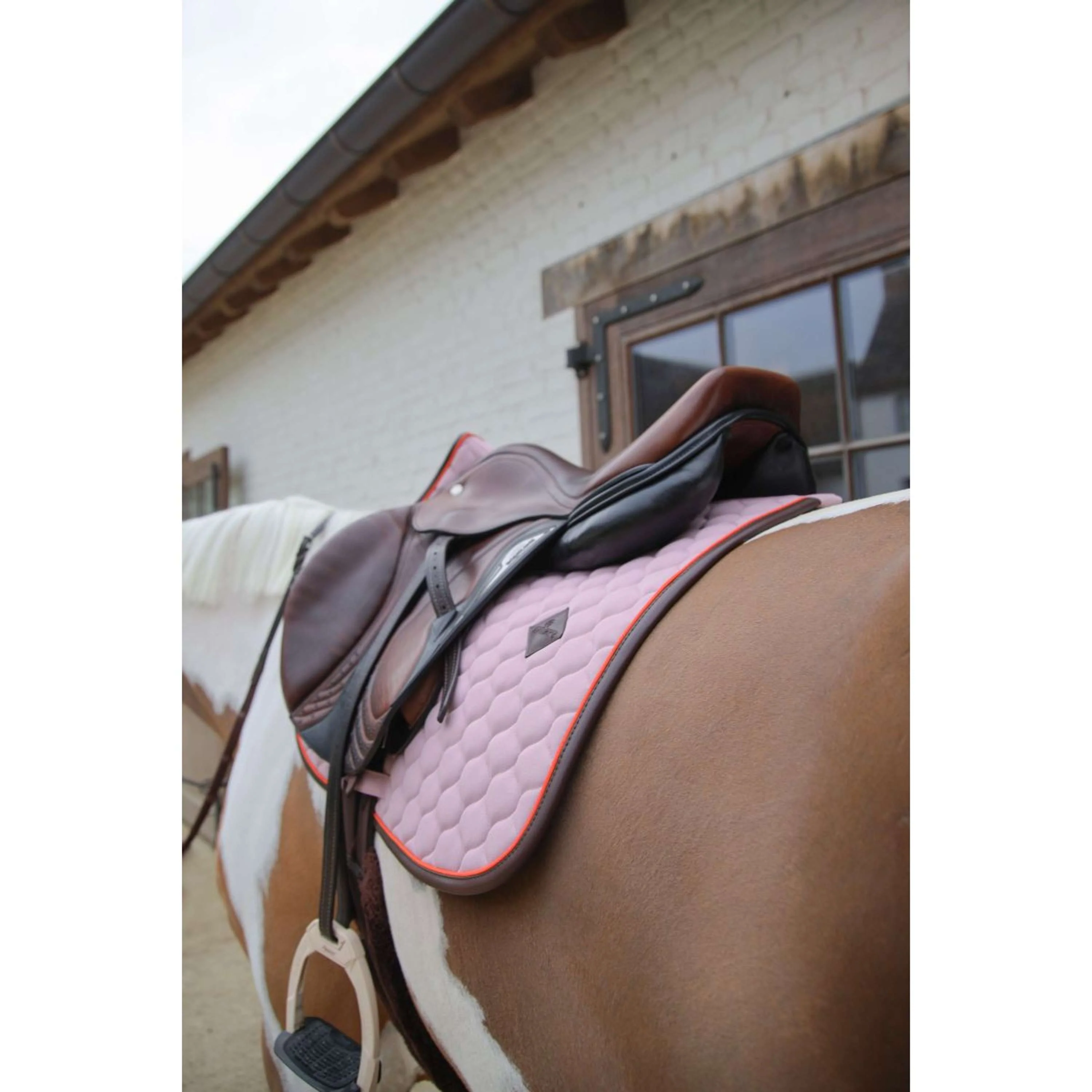 Kentucky Horsewear Tapis de Selle Onion Quilt Leather Neon de Saut Lavande - Image 4