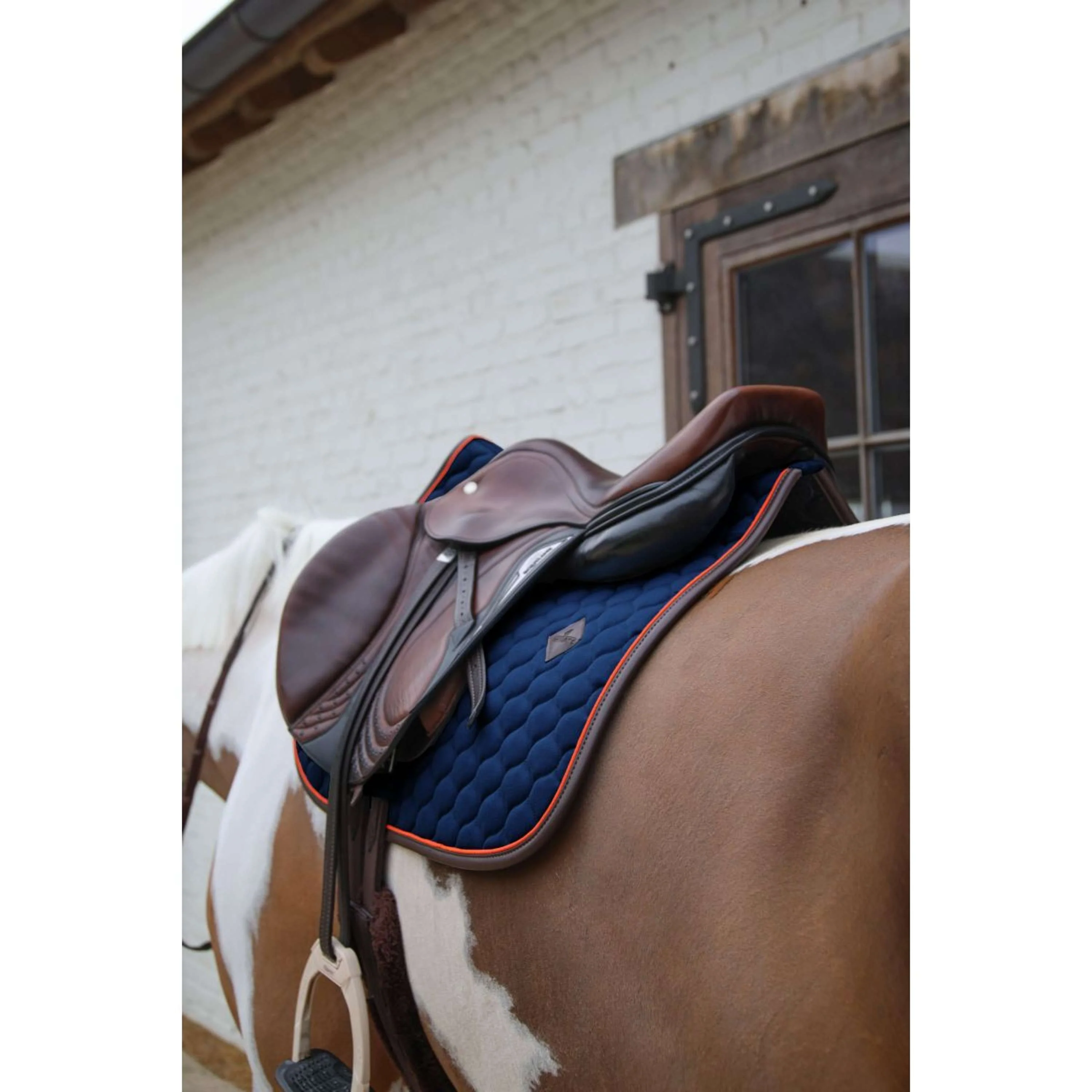 Kentucky Horsewear Tapis de Selle Onion Quilt Leather Neon de Saut Marin - Image 2