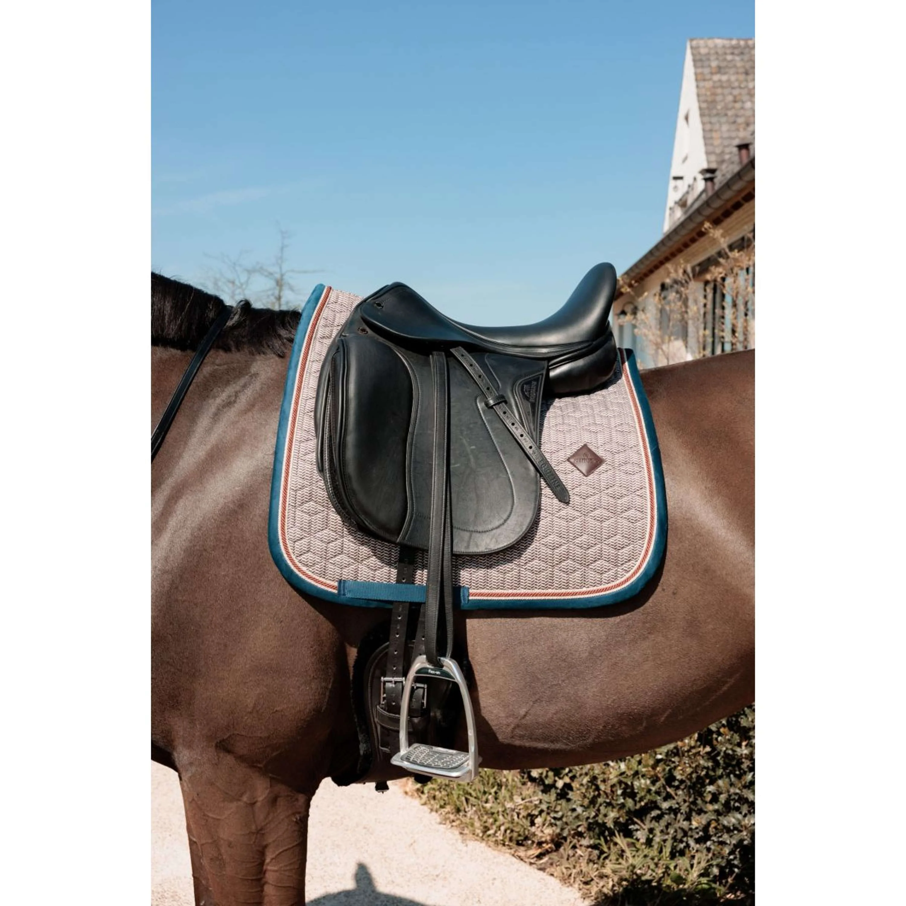 Kentucky Horsewear Tapis de Selle Pied-de-Poule Dressage Bordeaux/Marine - Image 2