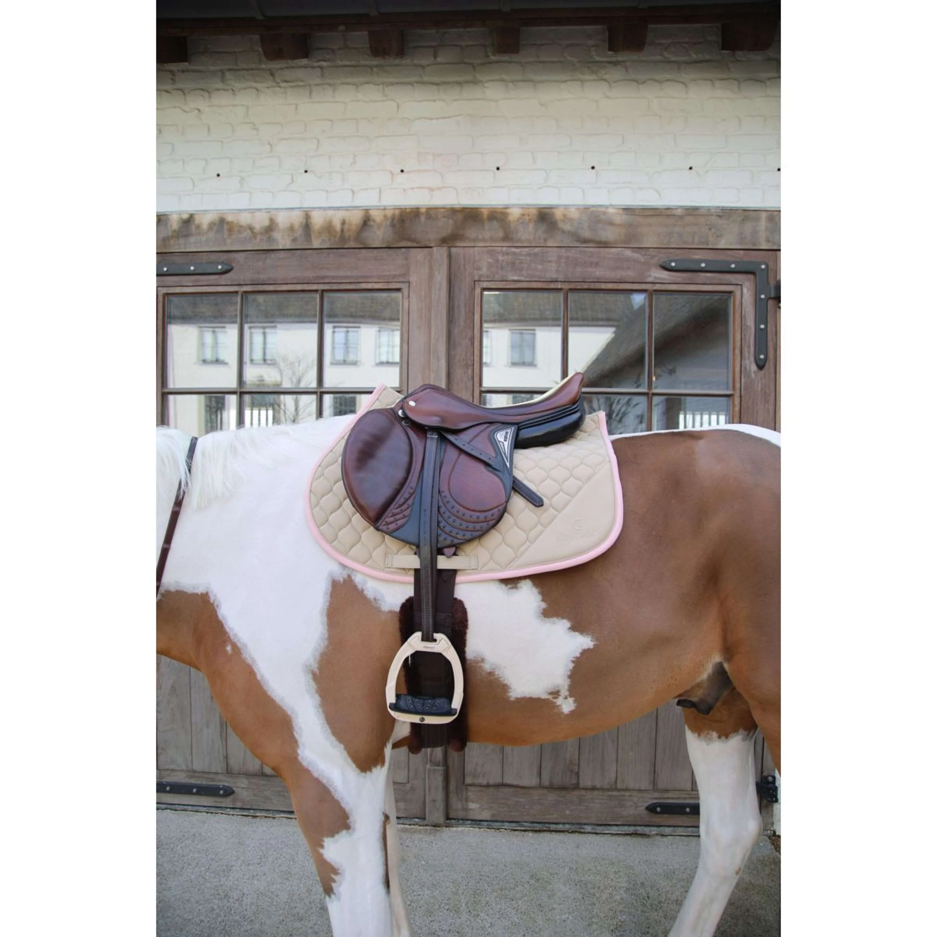 Kentucky Horsewear Tapis de Selle Softshell Onion Quilt de Saut Beige/Vieux Rose - Image 2