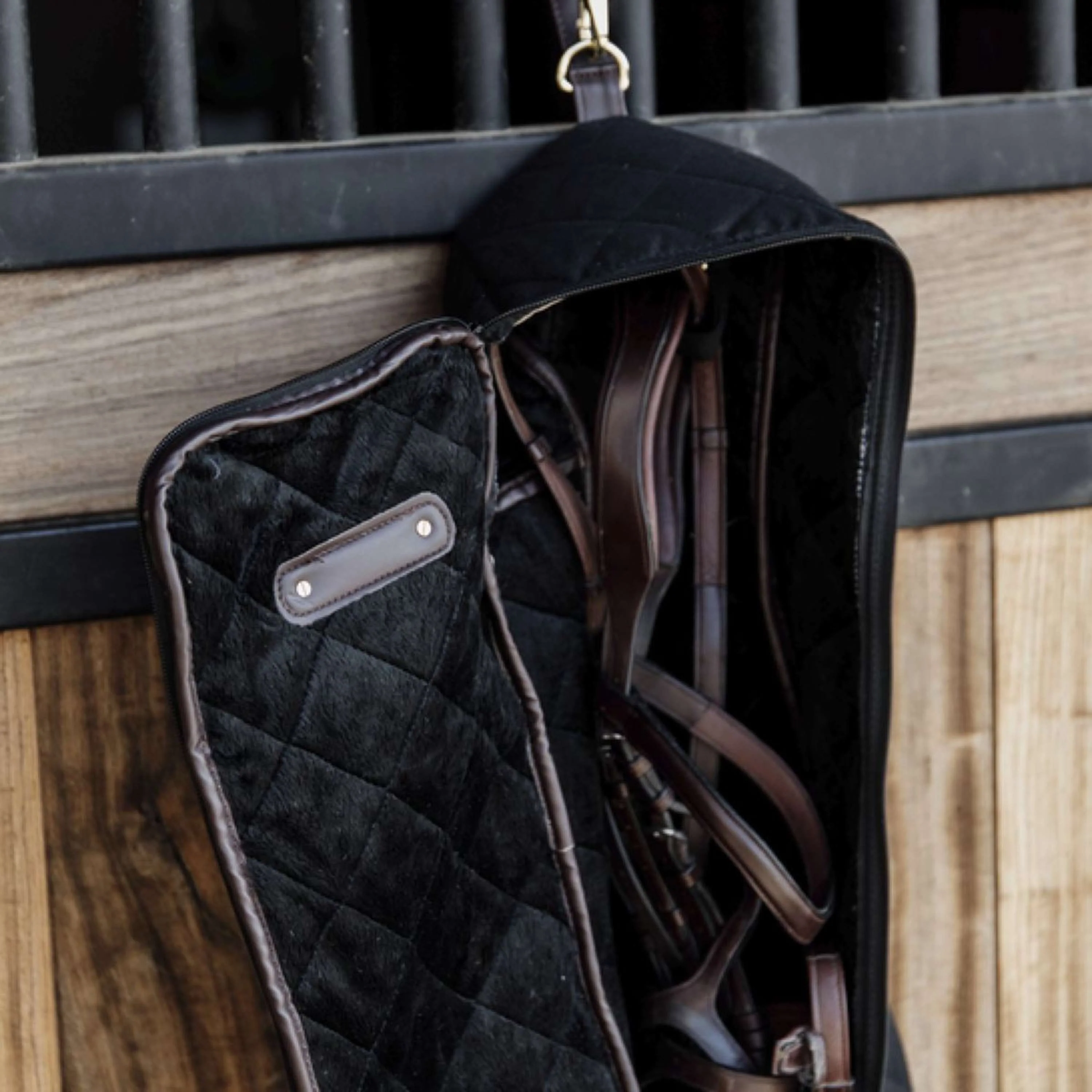 Kentucky Sac pour Bridon Noir - Image 2