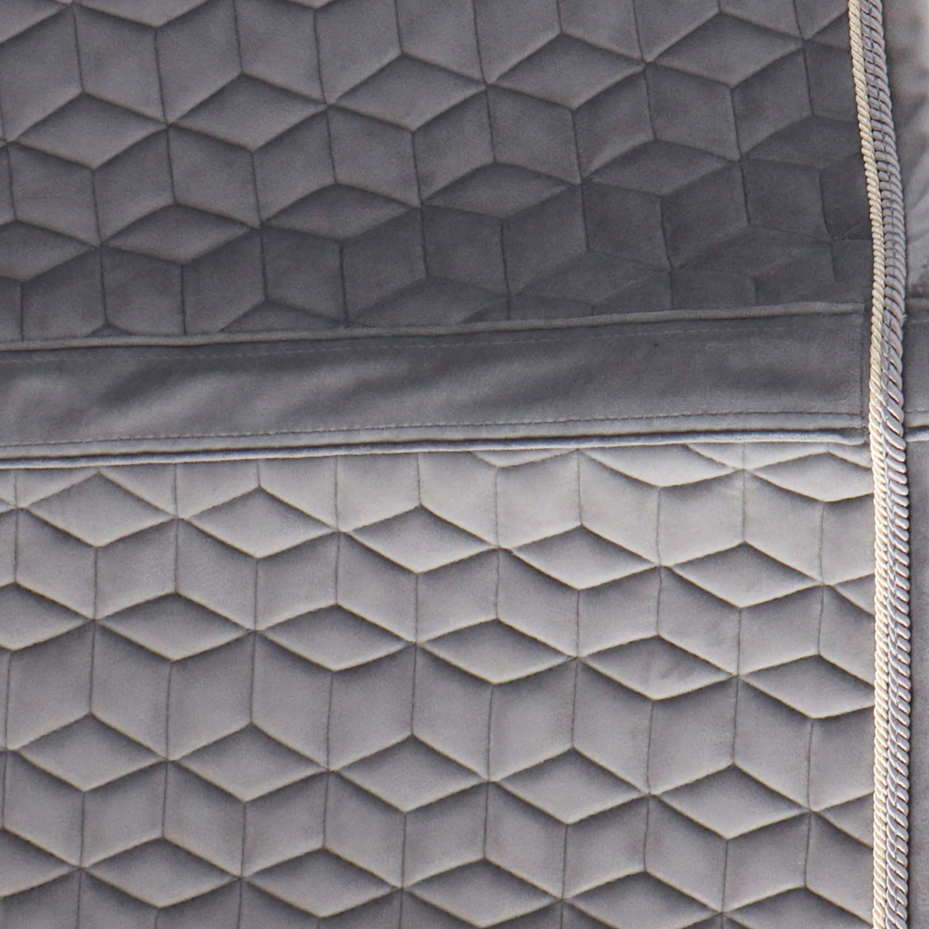 Kentucky Tapis de Selle Basic Velvet Dressage Gris - Image 13
