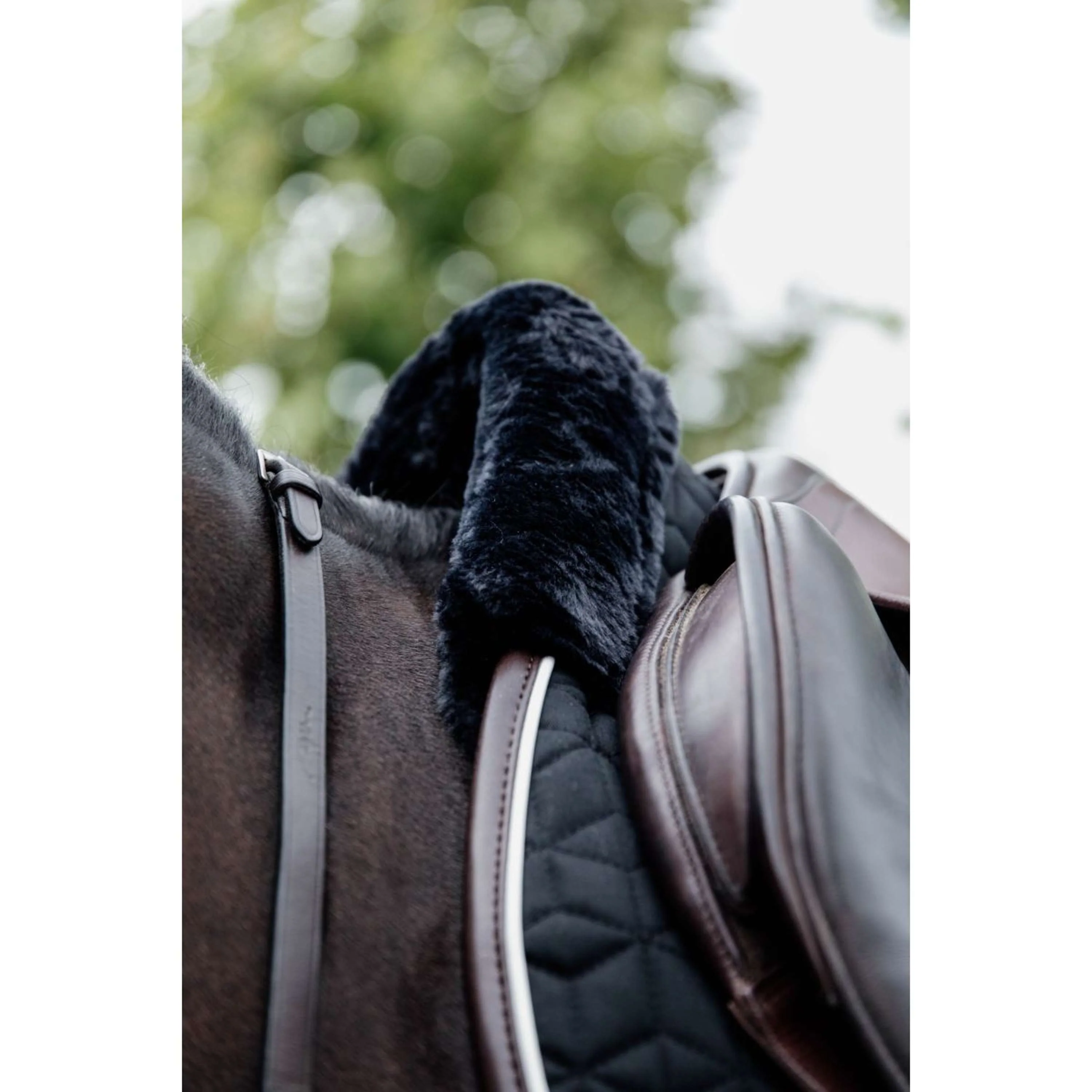 Kentucky Tapis de Selle Skin Friendly de Saut Noir - Image 5