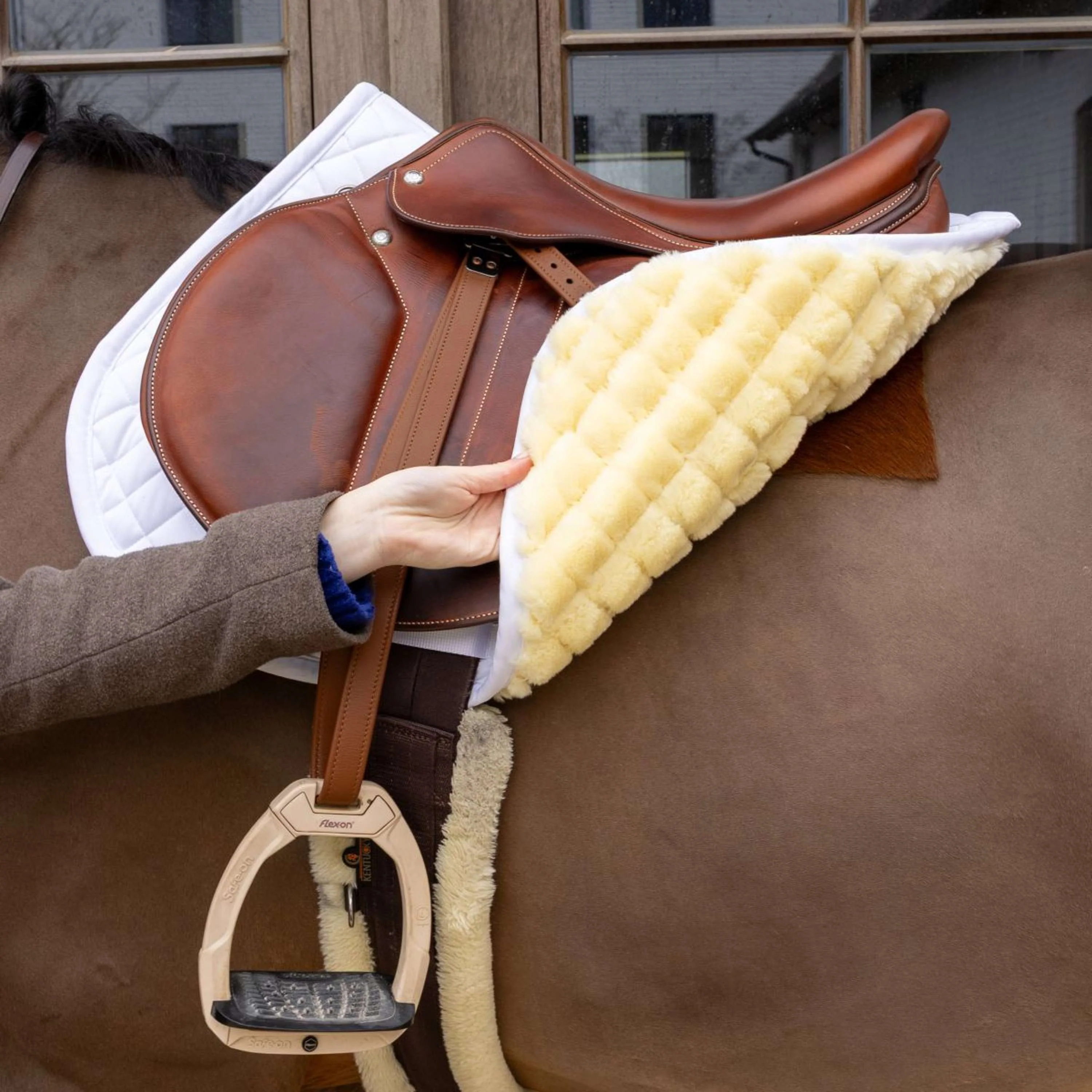 Kentucky Tapis de Selle Skin Friendly Diamond de Saut Blanc - Image 3