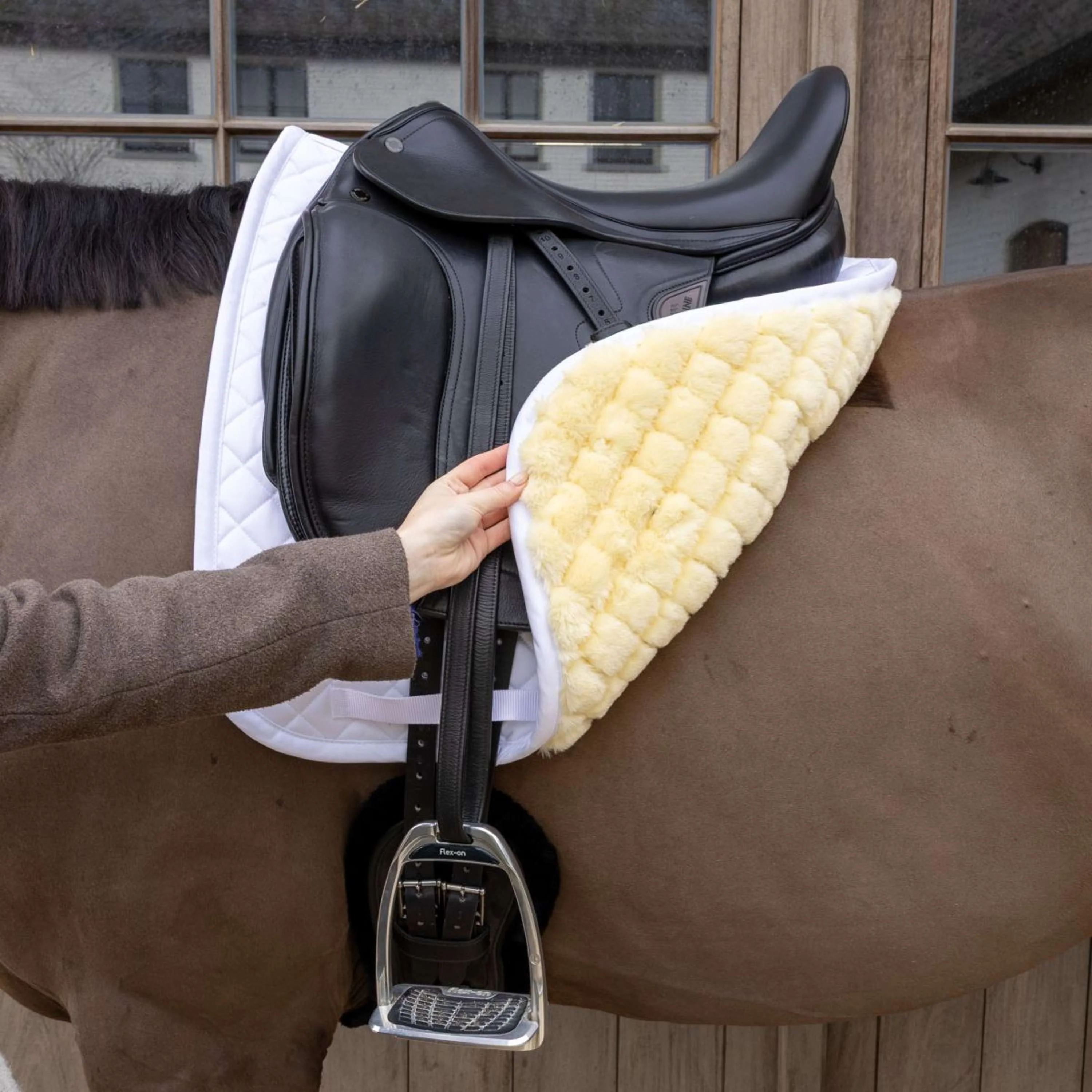 Kentucky Tapis de Selle Skin Friendly Diamond Dressage Blanc - Image 3