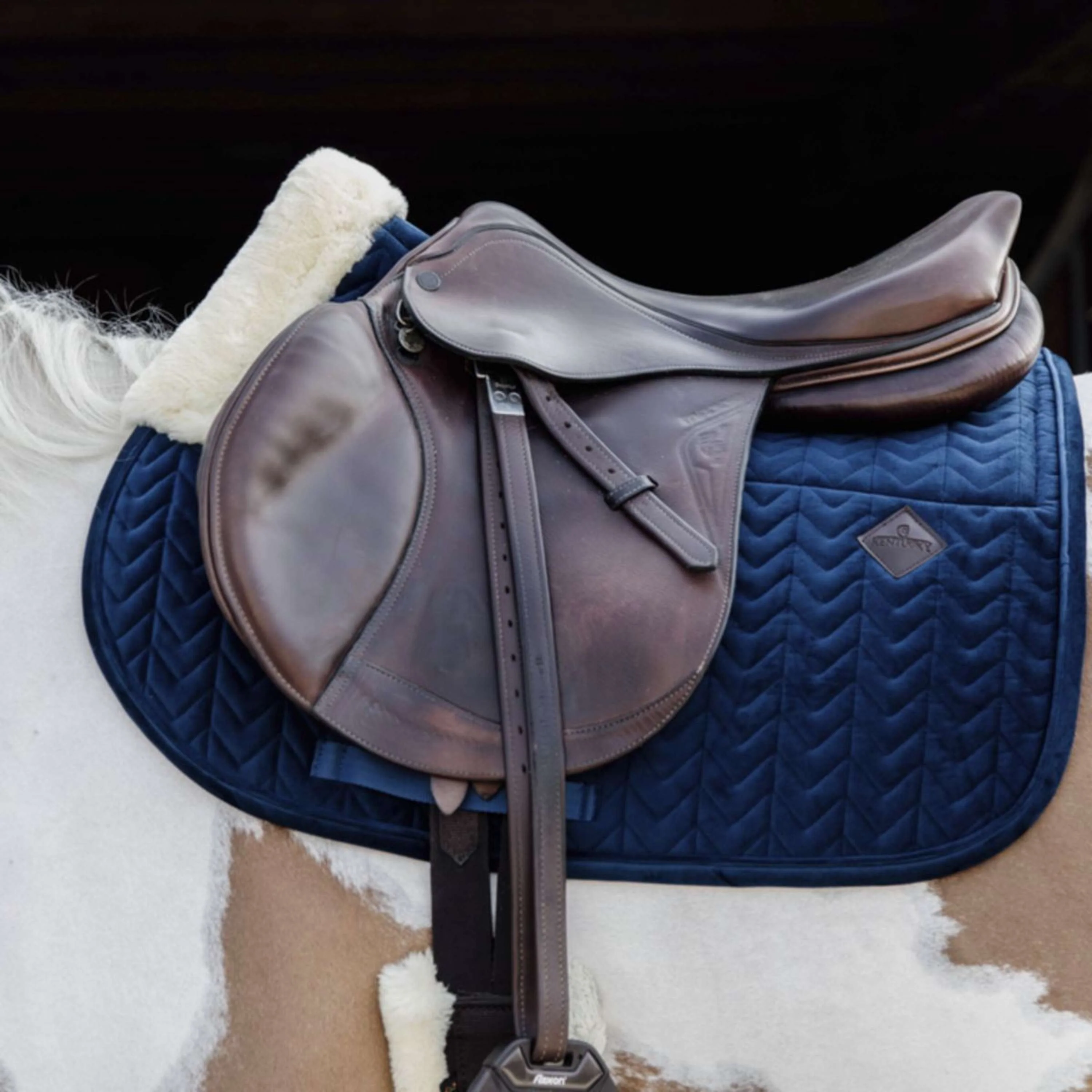 Kentucky Tapis de Selle Skin Friendly velours de Saut Marin - Image 2