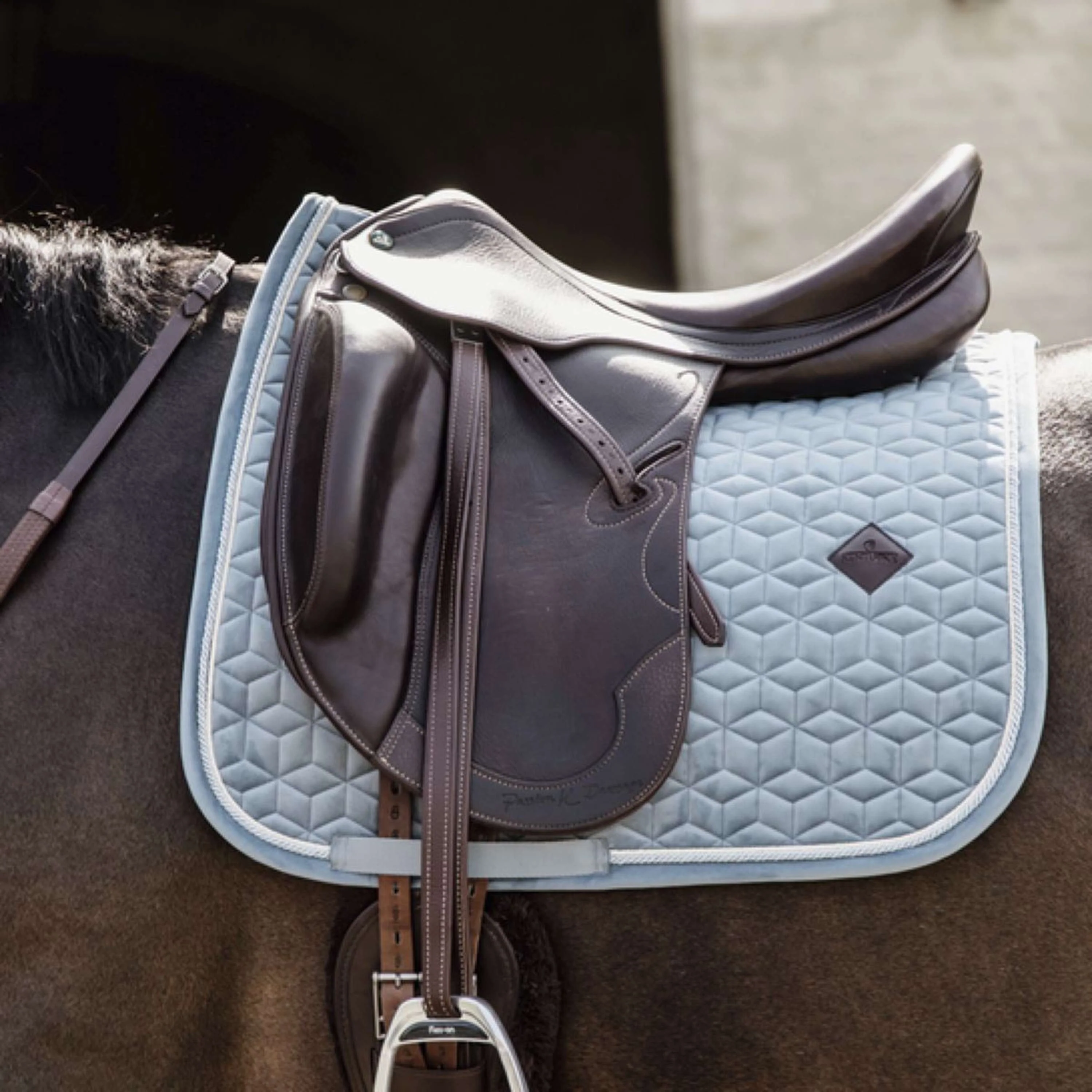 Kentucky Tapis de Selle Velvet Dressage Bleu clair - Image 2