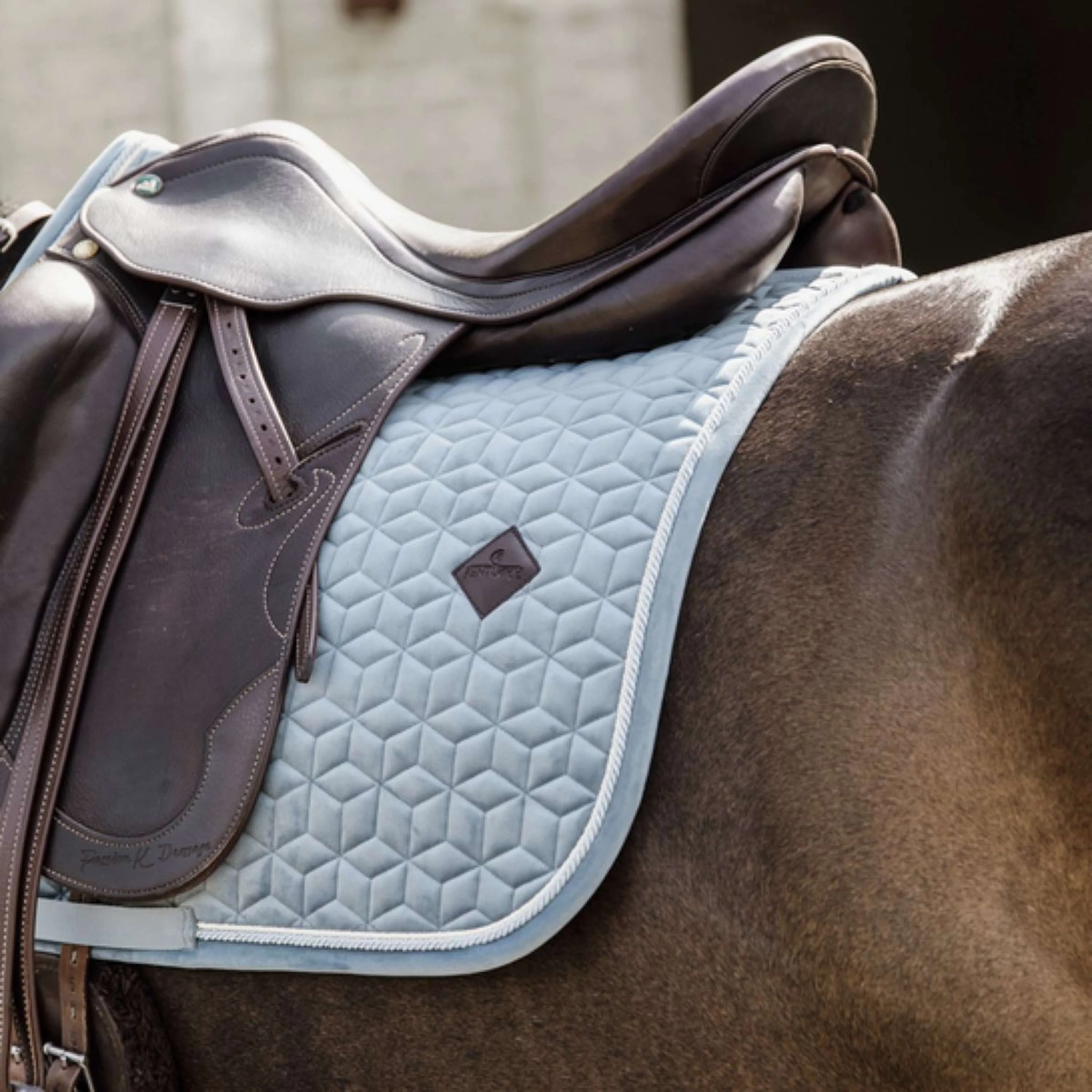 Kentucky Tapis de Selle Velvet Dressage Bleu clair - Image 3
