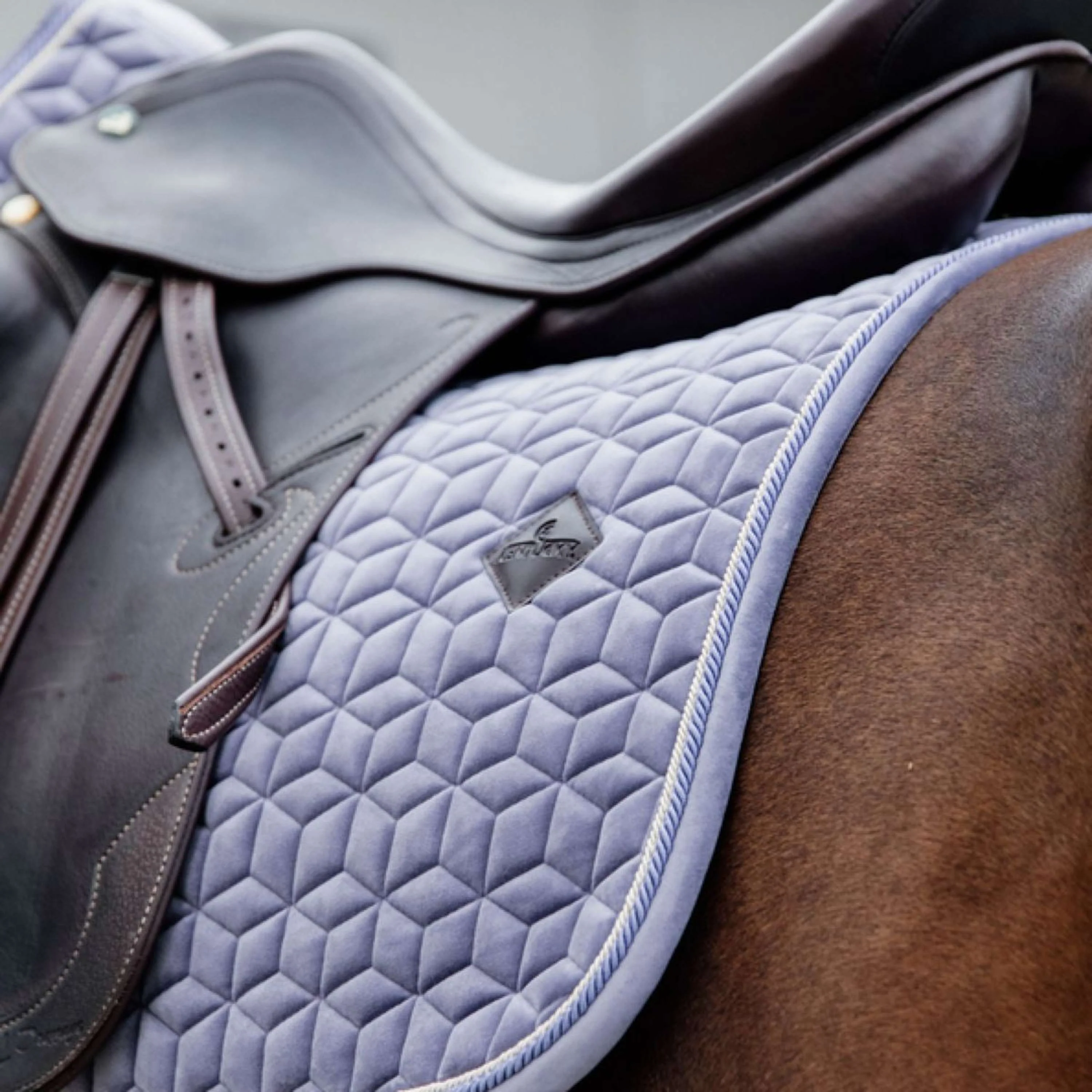 Kentucky Tapis de Selle Velvet Dressage Violet - Image 3