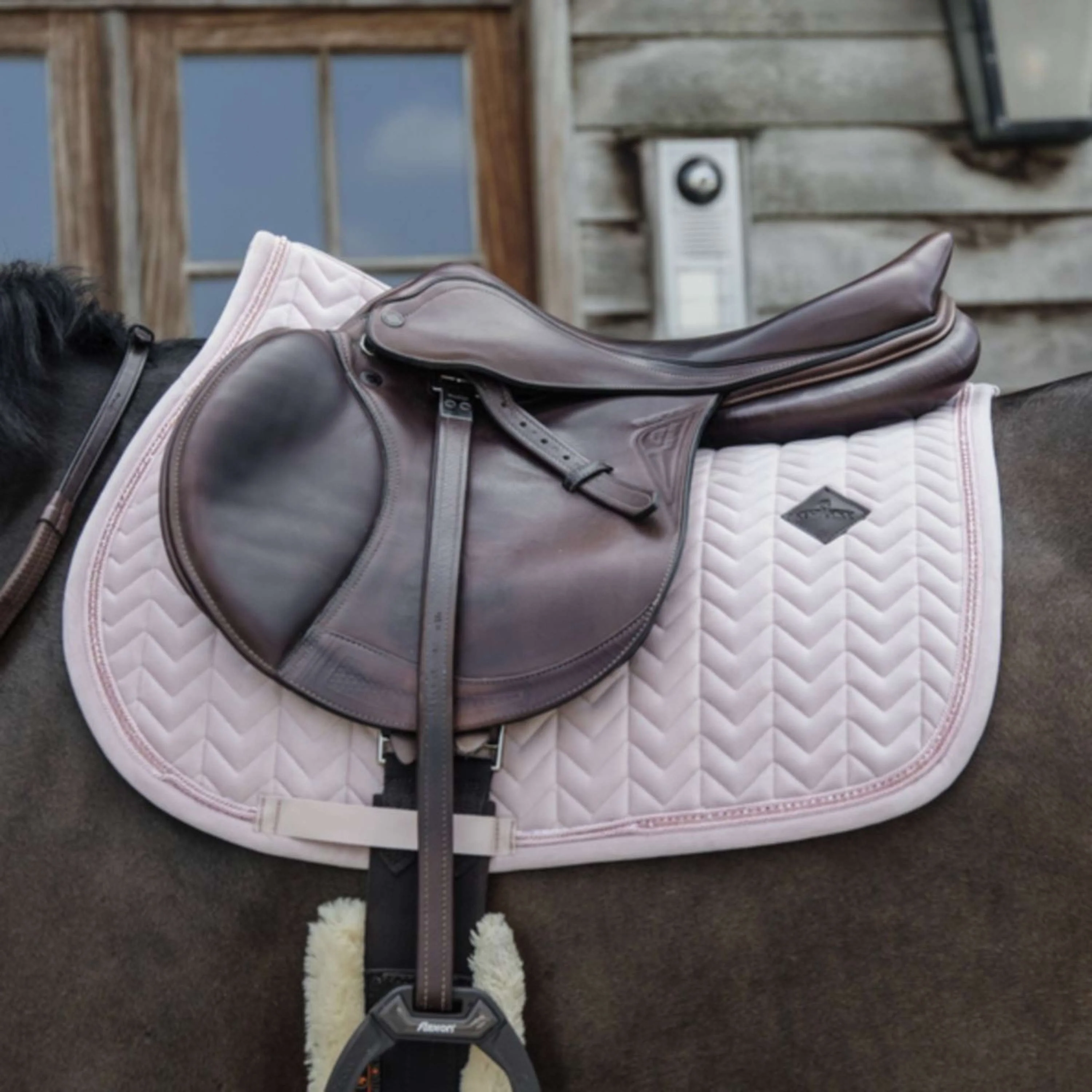 Kentucky Tapis de Selle velours Pearls de Saut Soft Rose - Image 2