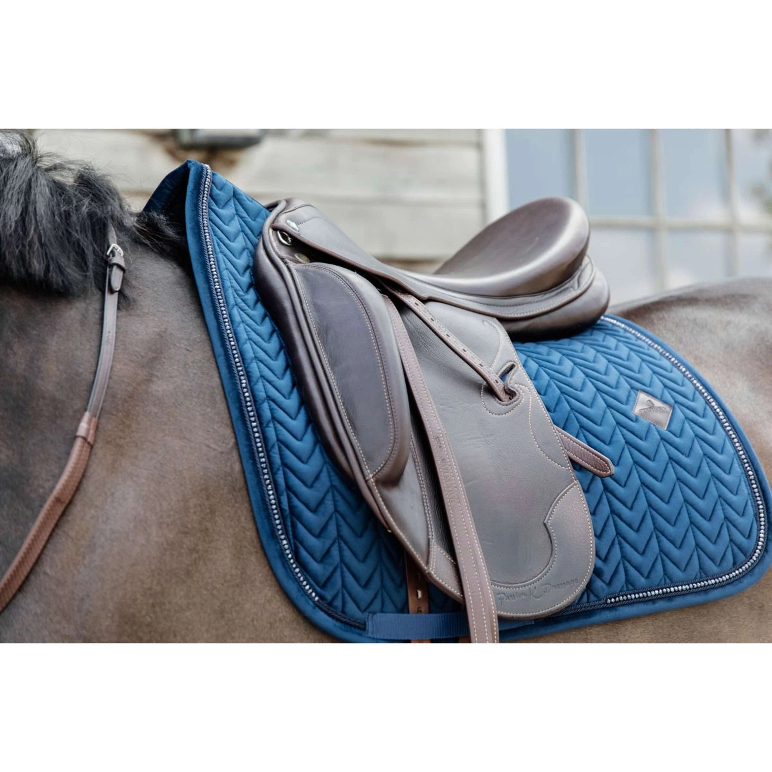 Kentucky Tapis de Selle velours Pearls Dressage Marin - Image 3
