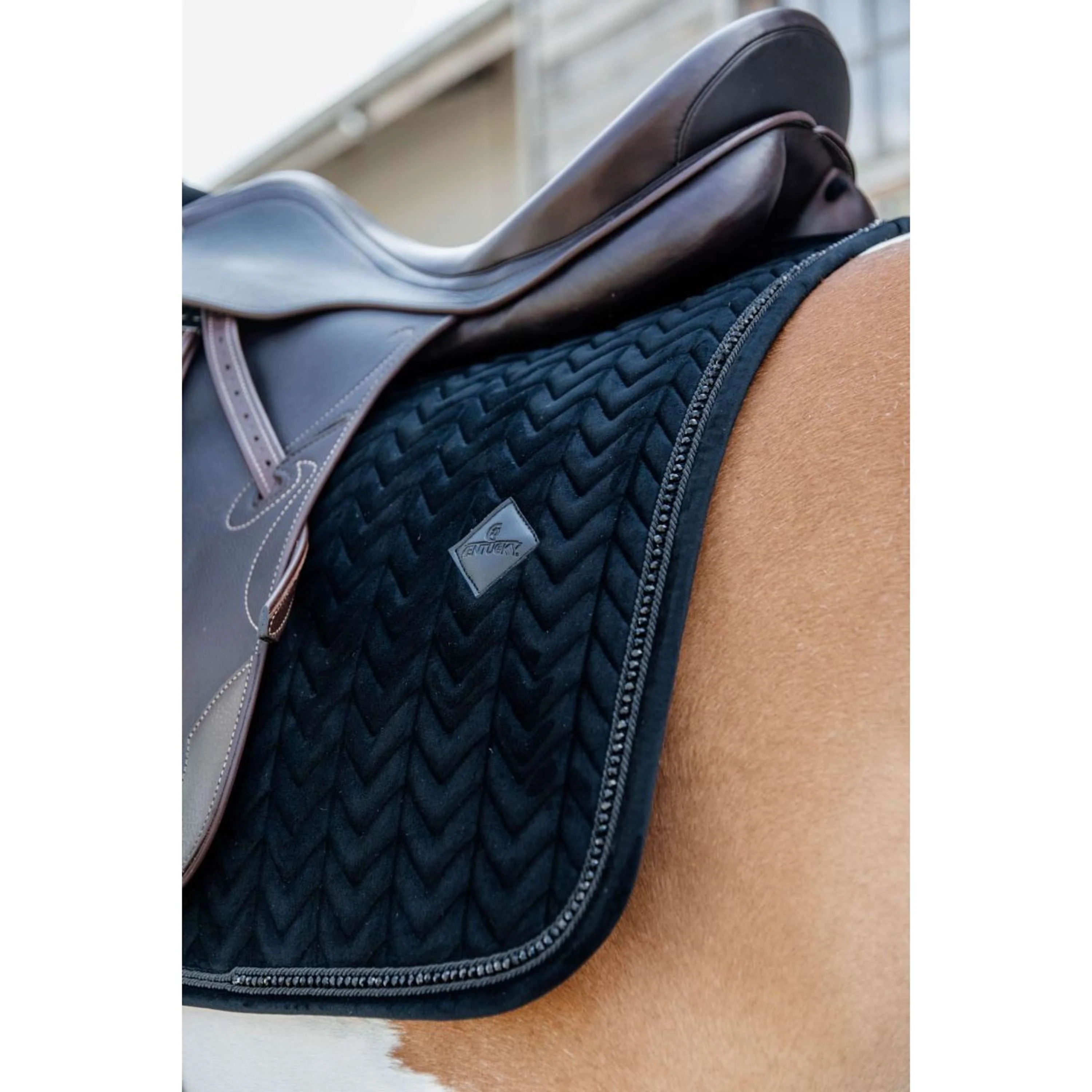 Kentucky Tapis de Selle velours Pearls Dressage Noir - Image 6