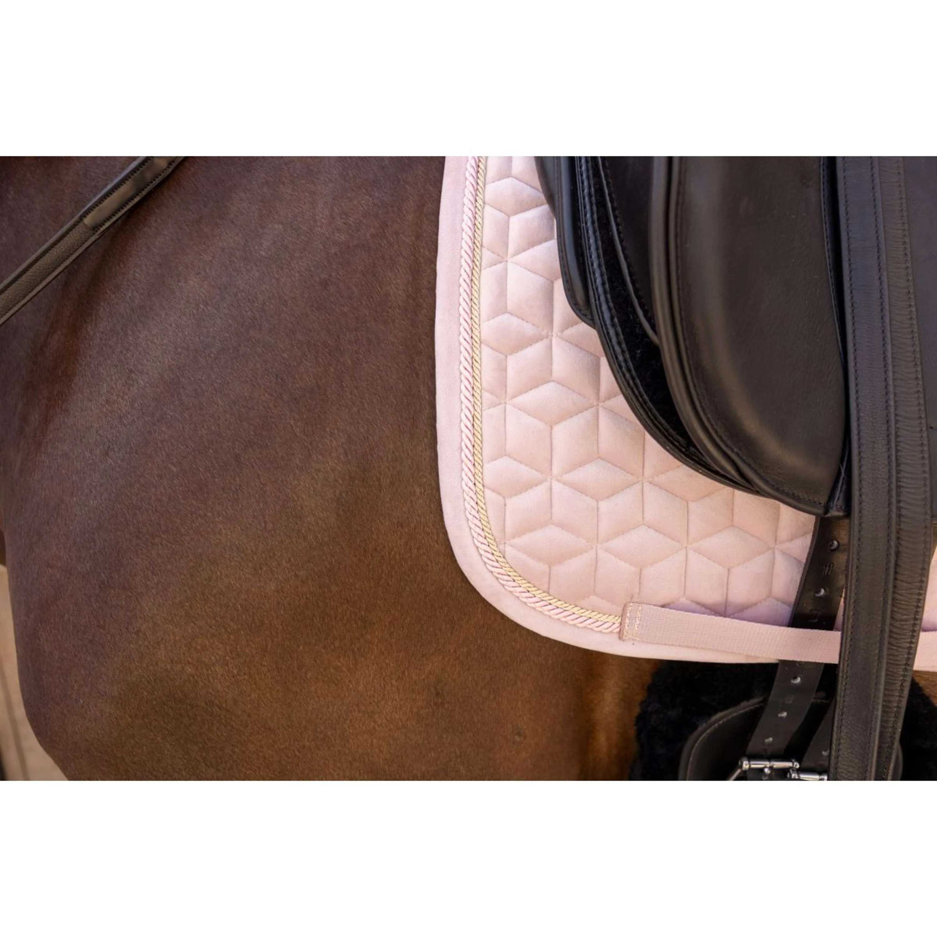 Kentucky Tapis de Selle Velvet Dressage Soft Rose - Image 4