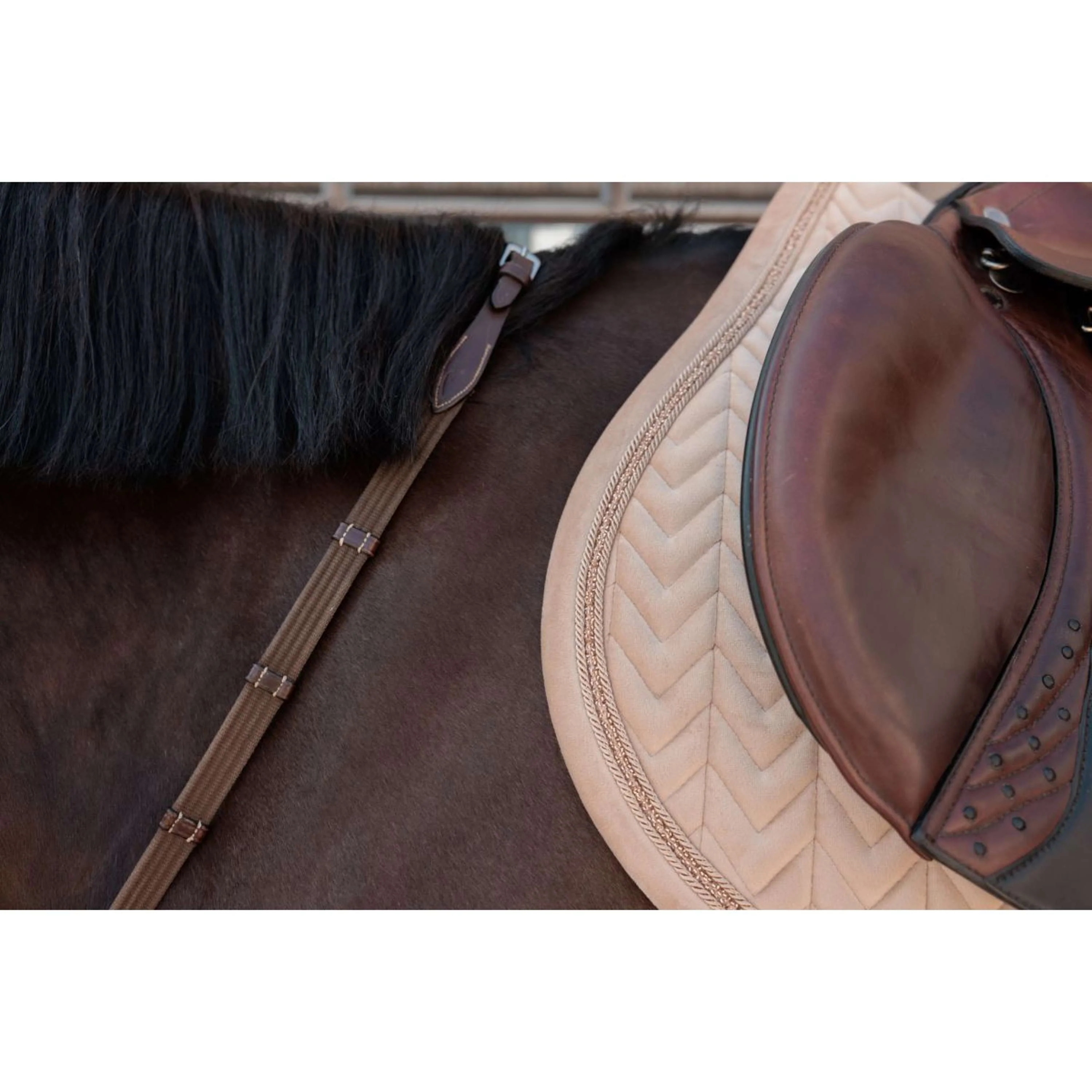 Kentucky Tapis de Selle Velvet Mini Pearls de Saut Beige - Image 4