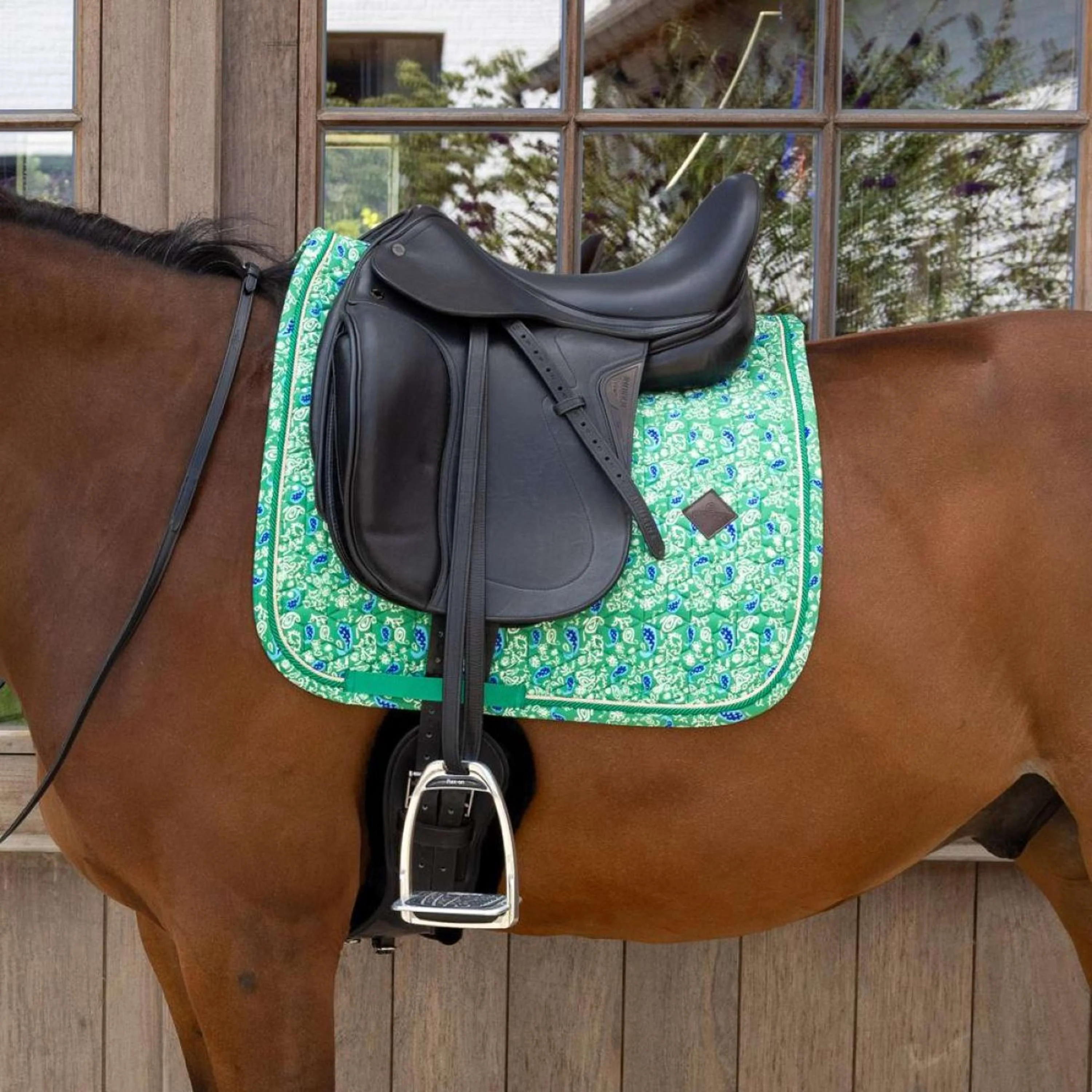 Kentucky Tapis de Selle Velvet Paisley Garden Dressage Vert/Marine - Image 2