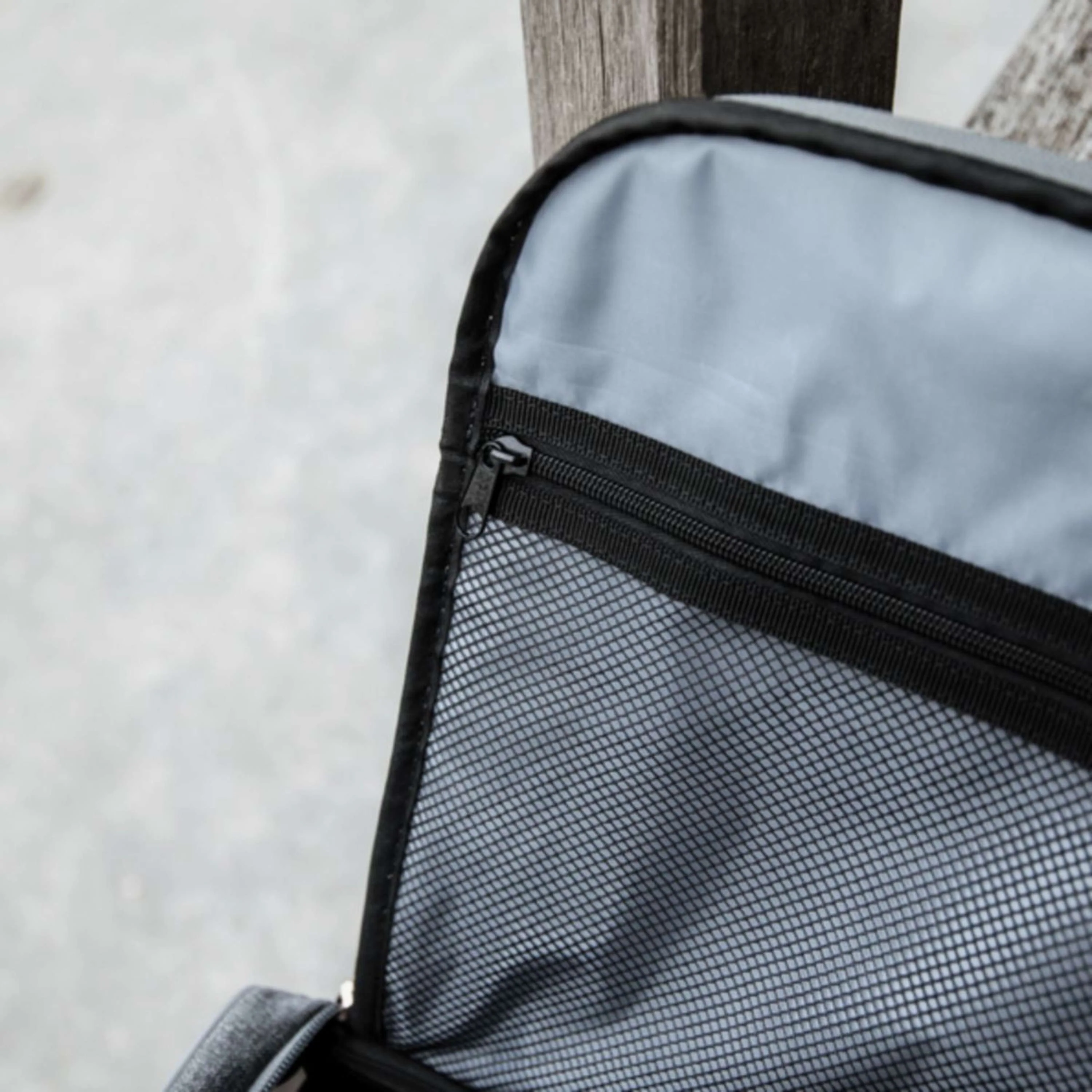 Kentucky Trousse de Pansage Gris - Image 4