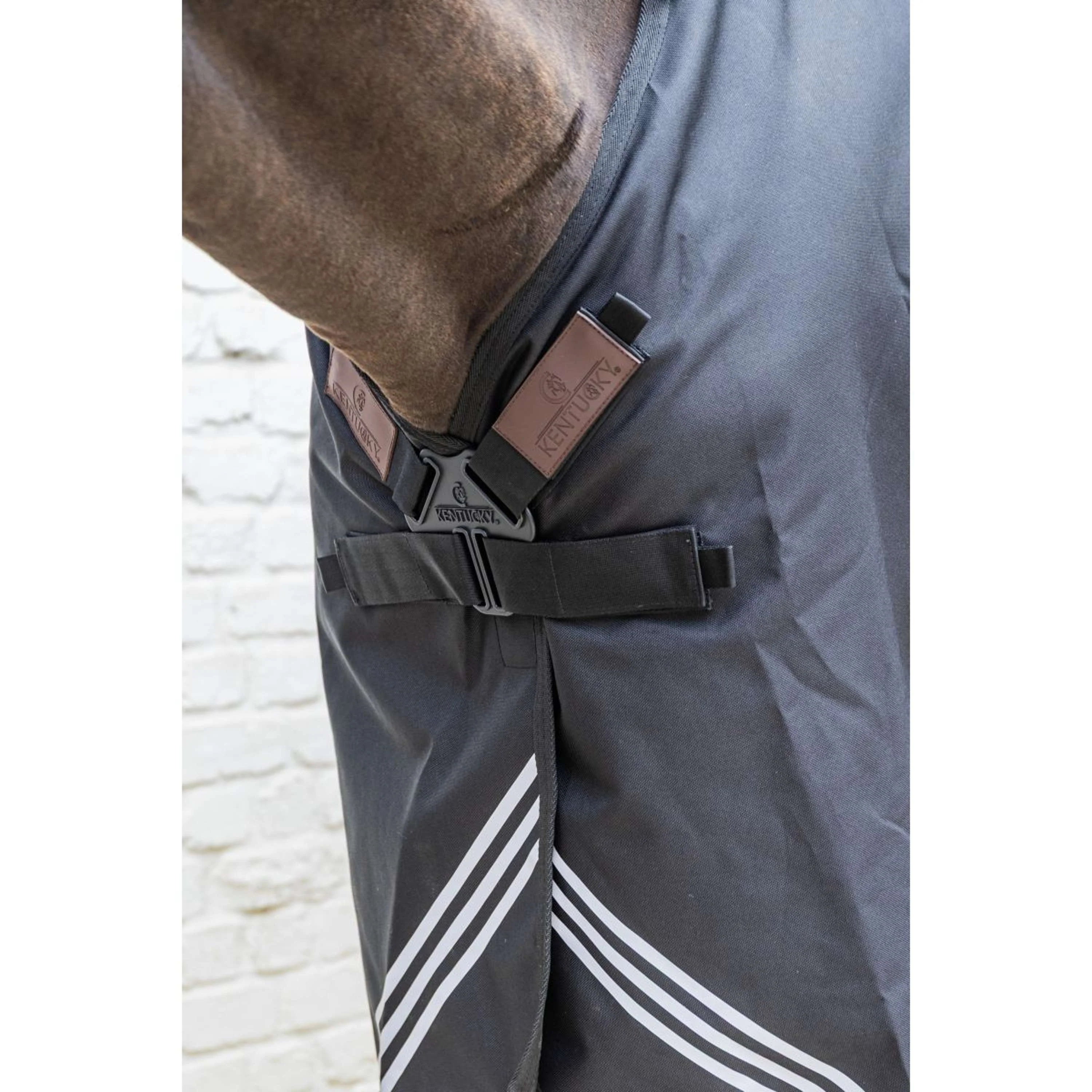 Kentucky Turnout Rug All Weather Comfort Waterproof 100g Noir - Image 3