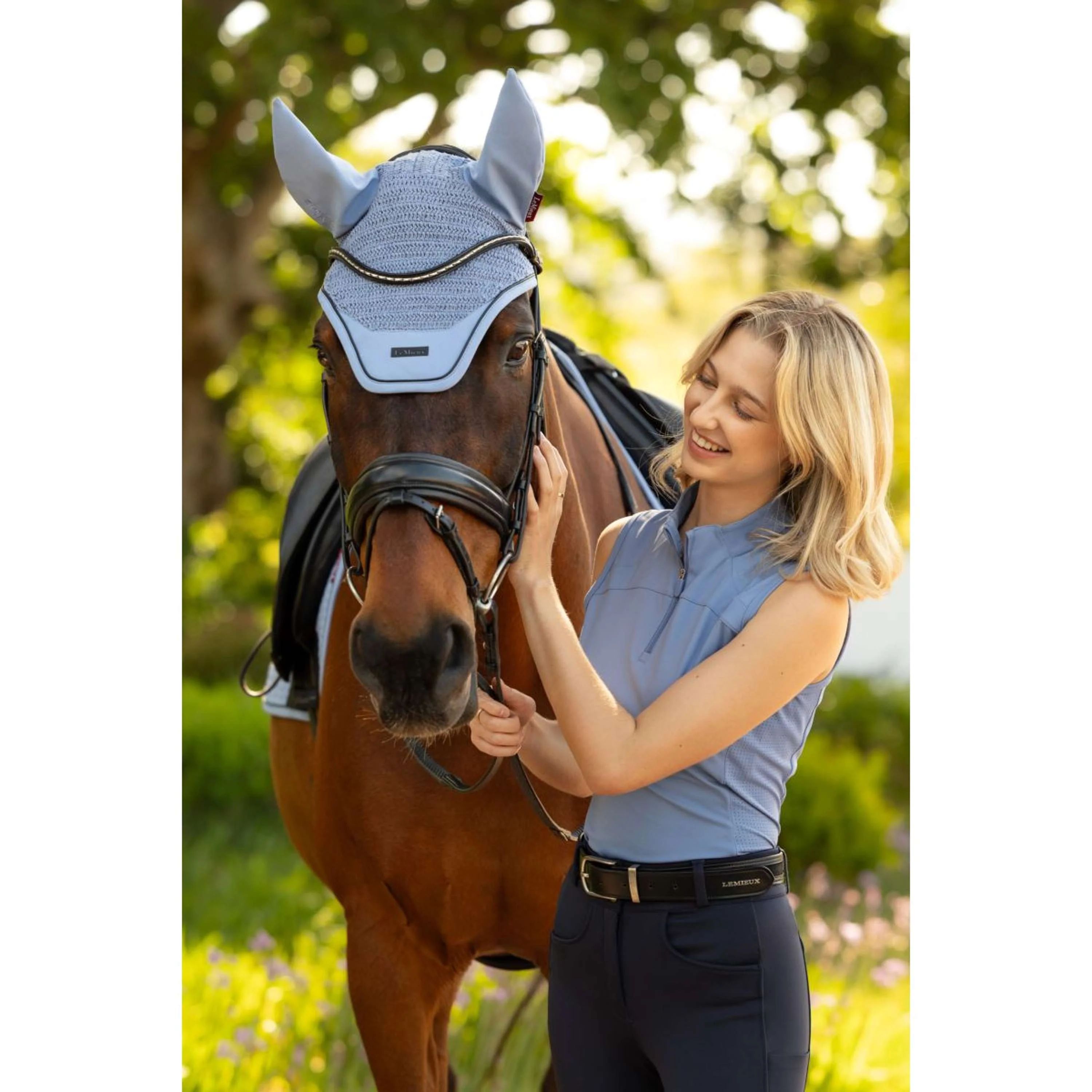 LeMieux Base Layer Airflow Sans Manche Powder Blue - Image 4