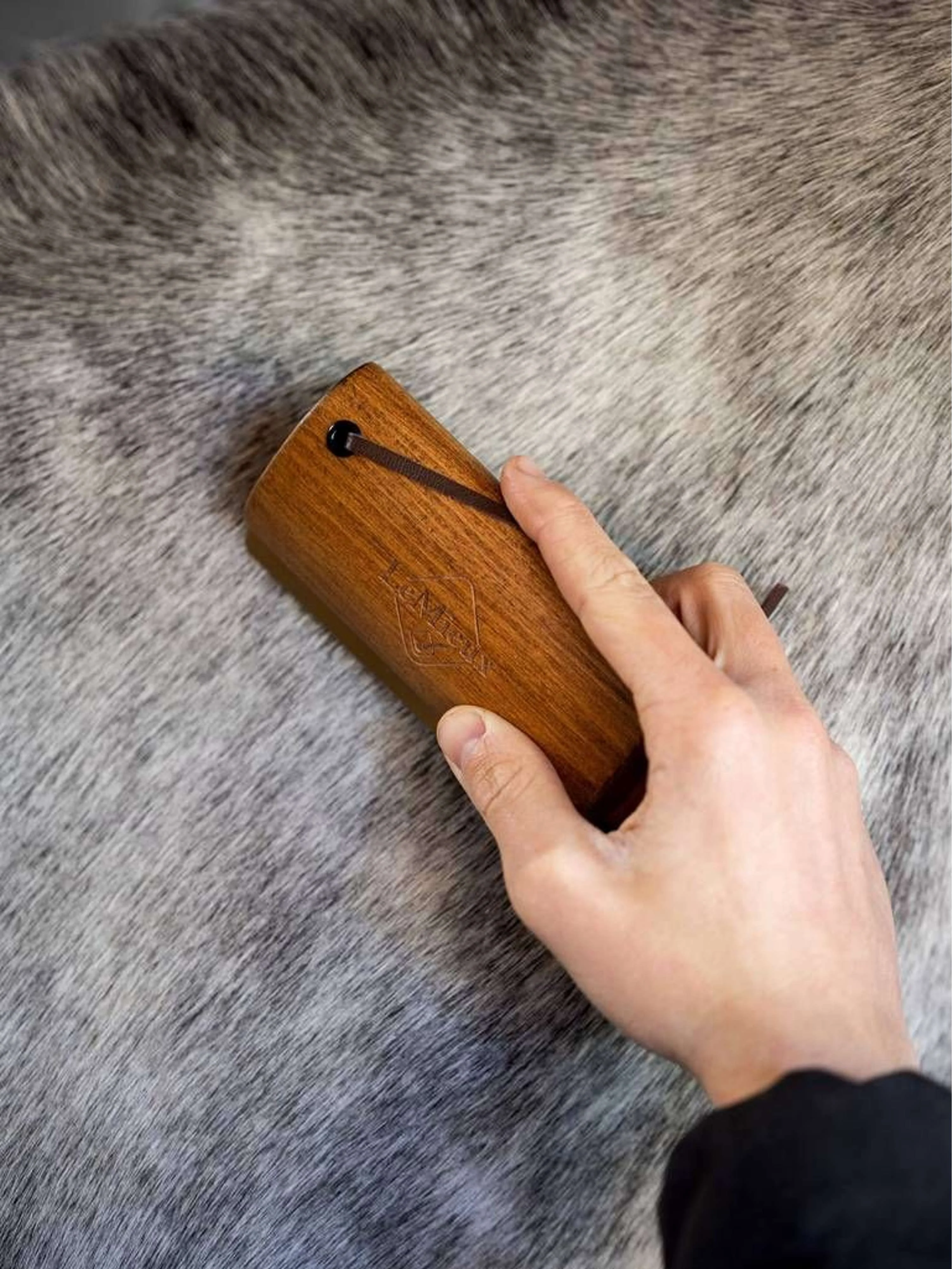 LeMieux Brosses Artisan Perte Marron - Image 3
