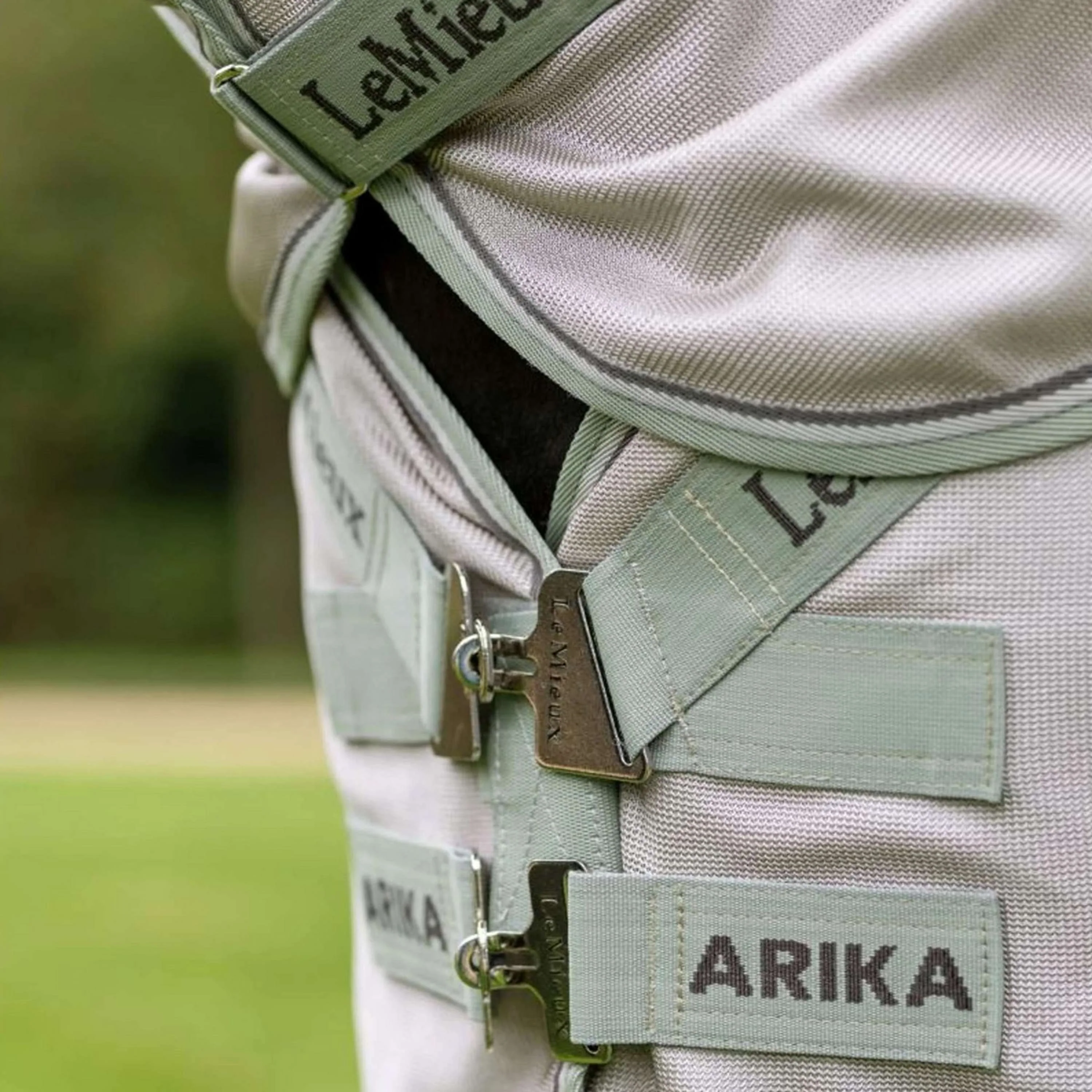 LeMieux Couverture Anti-Mouches Arika Armour-Tek Pierre - Image 4