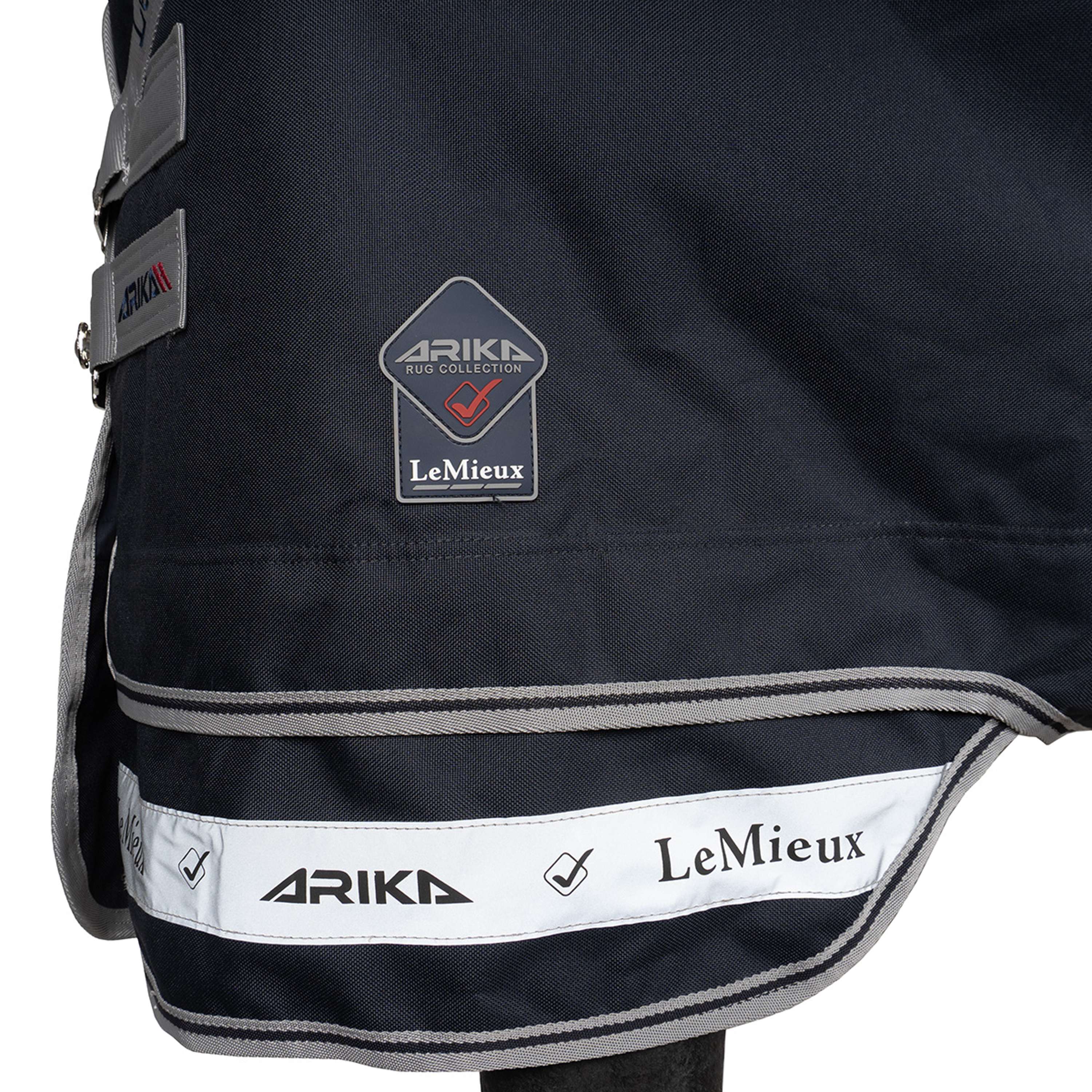 LeMieux Couverture Arika Storm-Tek Turnout 200g Marin - Image 13