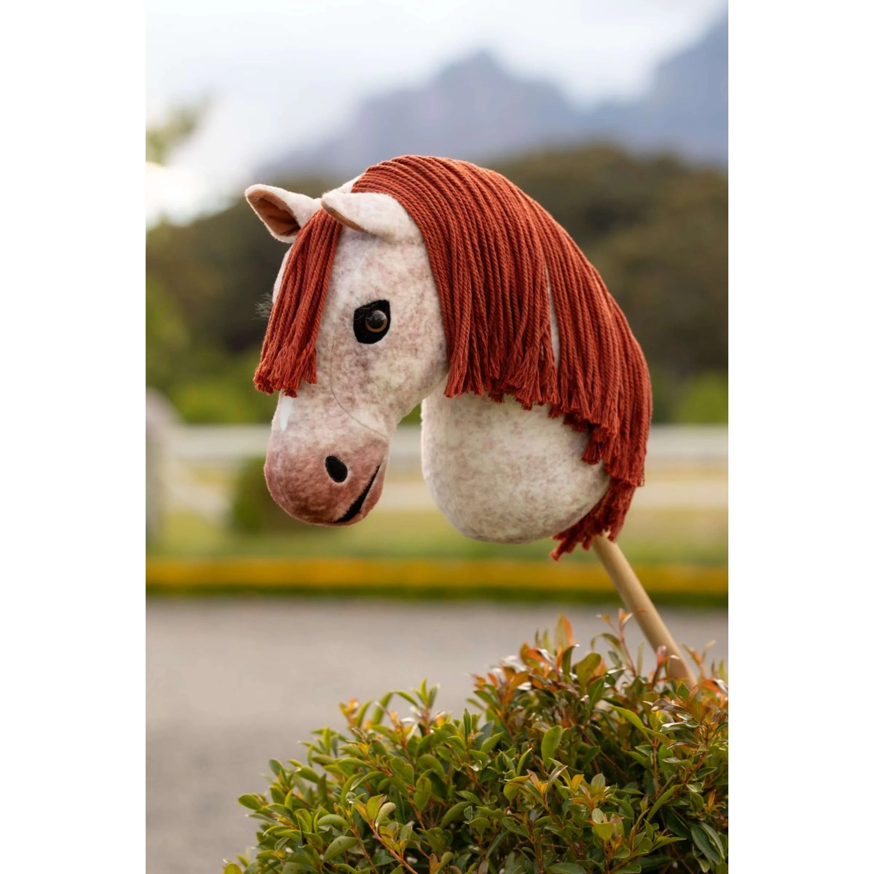 LeMieux Hobby Horse Poppy - Image 2
