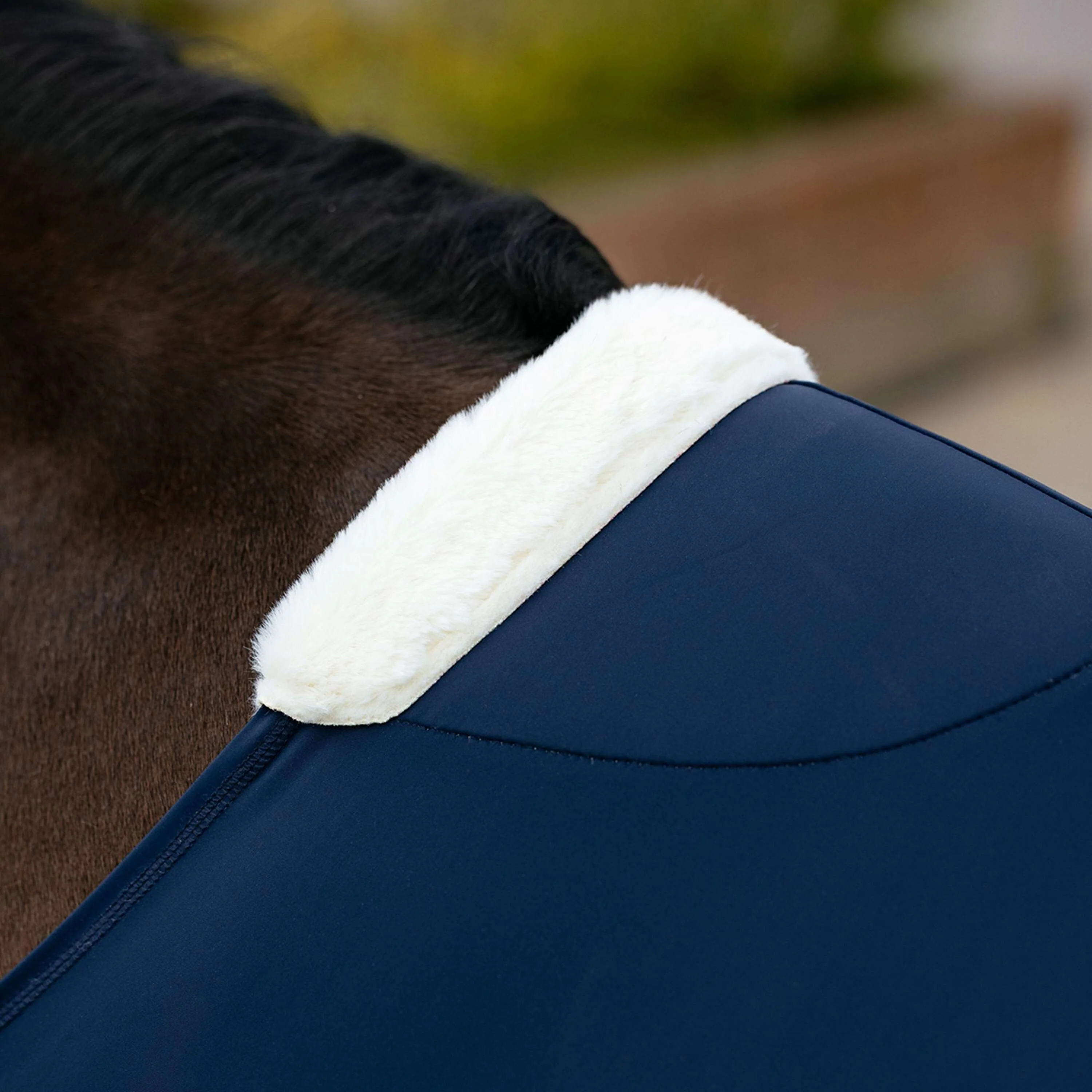 LeMieux Protection de Poitrail Soft Anti-Rubbing Marin - Image 2