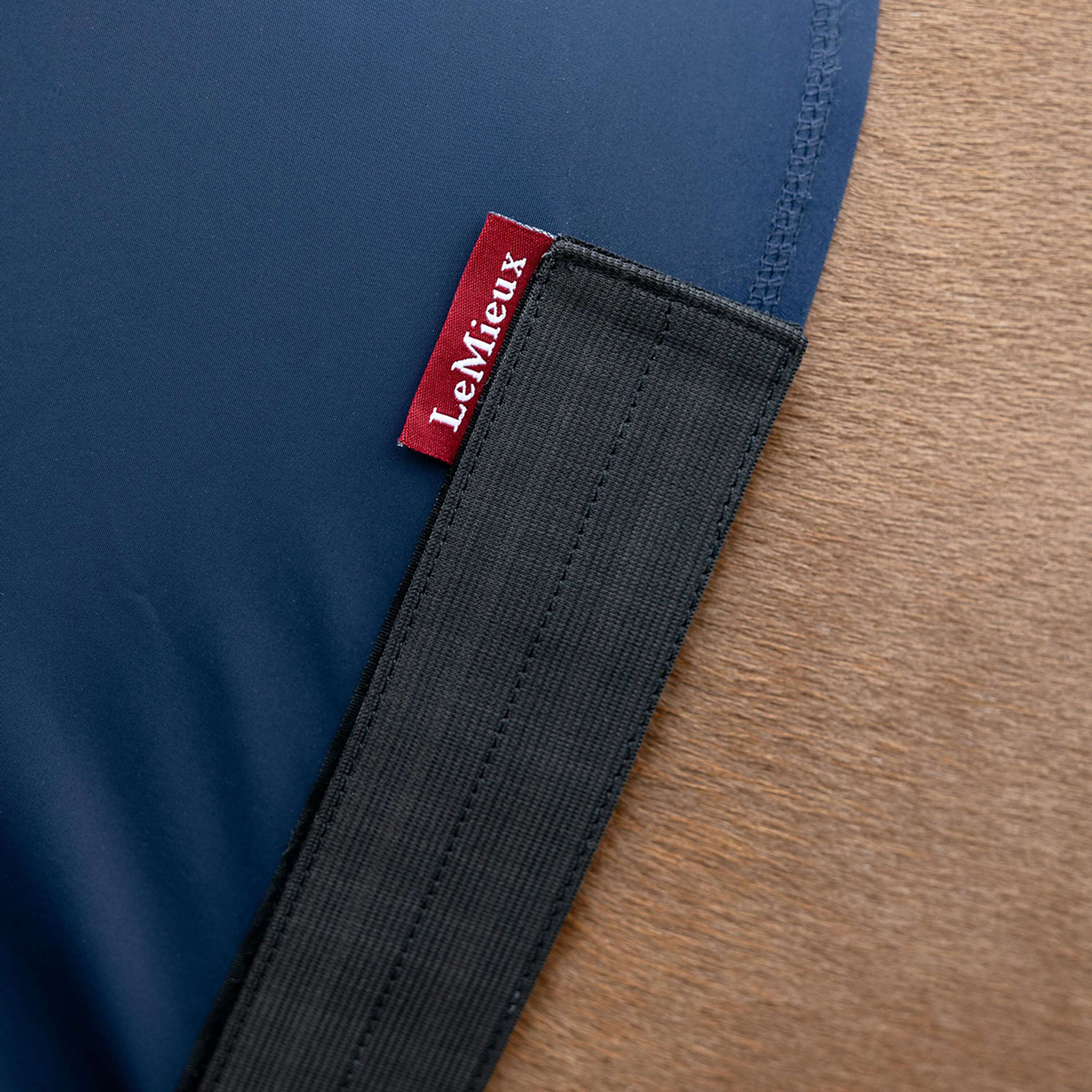 LeMieux Protection de Poitrail Soft Anti-Rubbing Marin - Image 3
