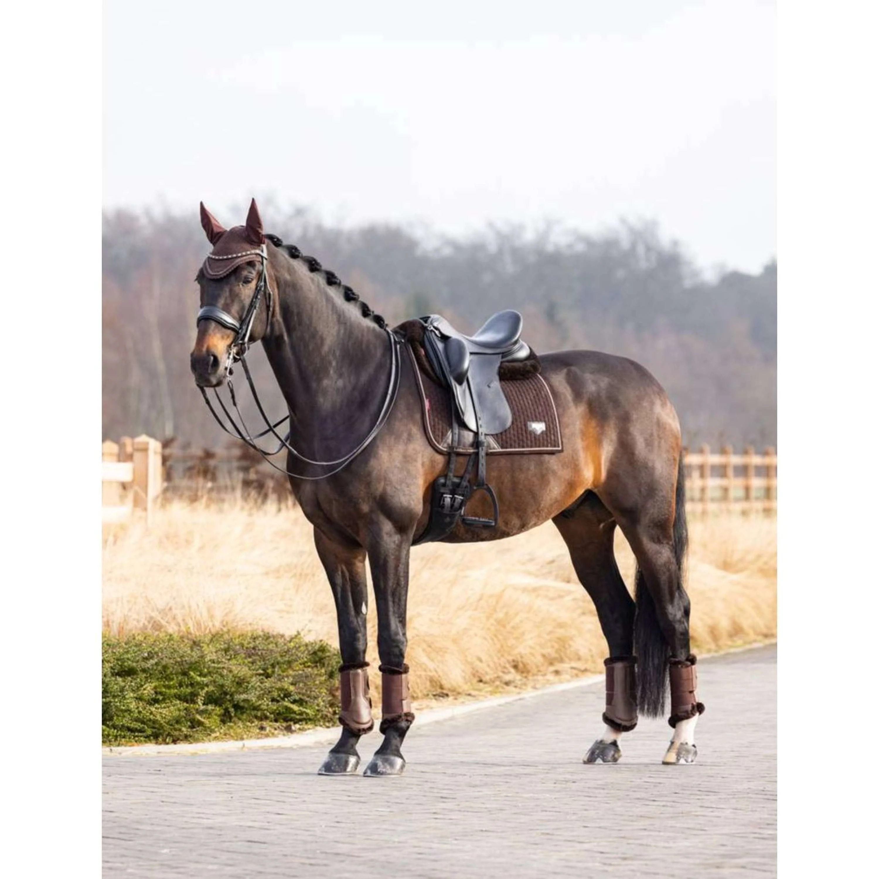 LeMieux Tapis de Selle de Dressage Puissance Suede Marron - Image 2