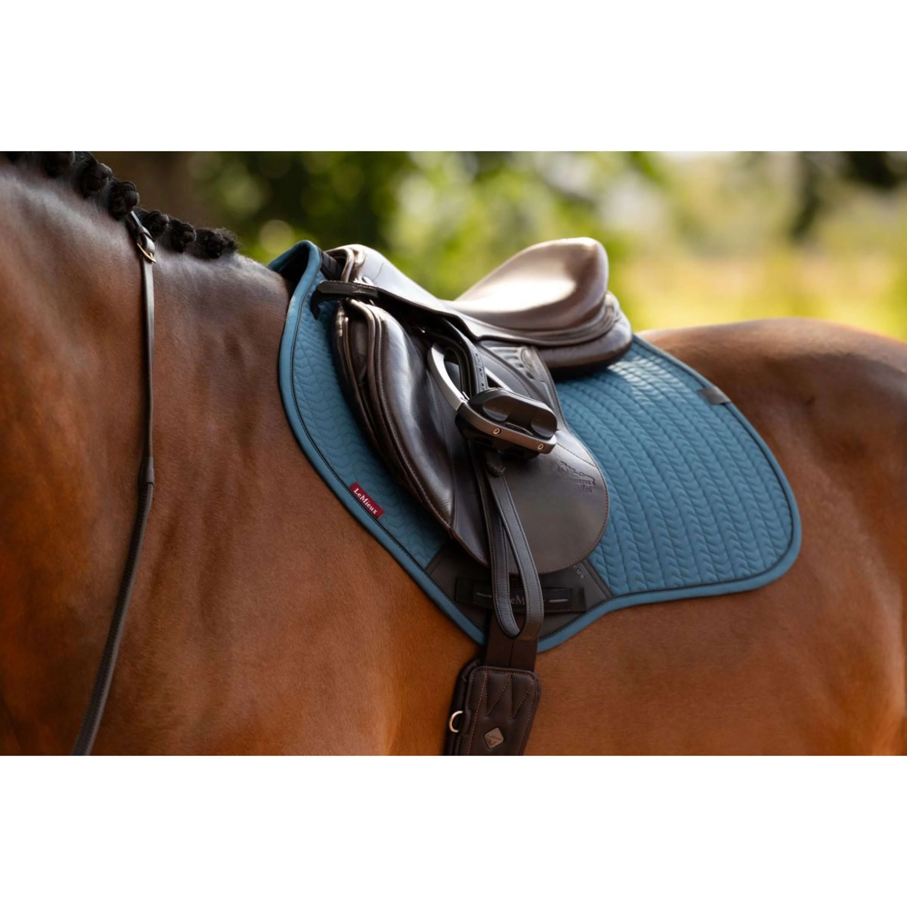 LeMieux Tapis de Selle Essence Close Contact Square de Saut Jungle - Image 2