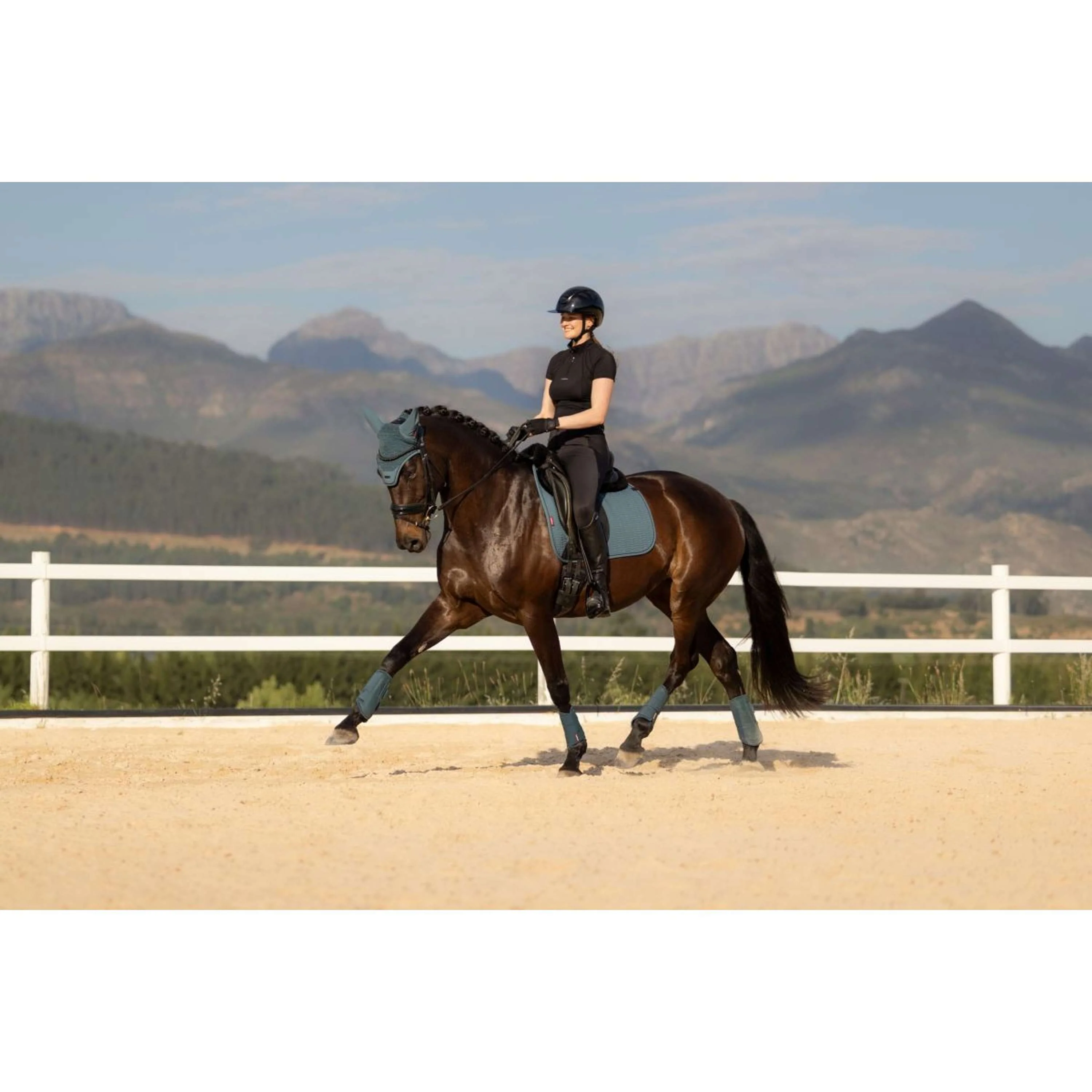 LeMieux Tapis de Selle Essence Square Dressage Jungle - Image 7