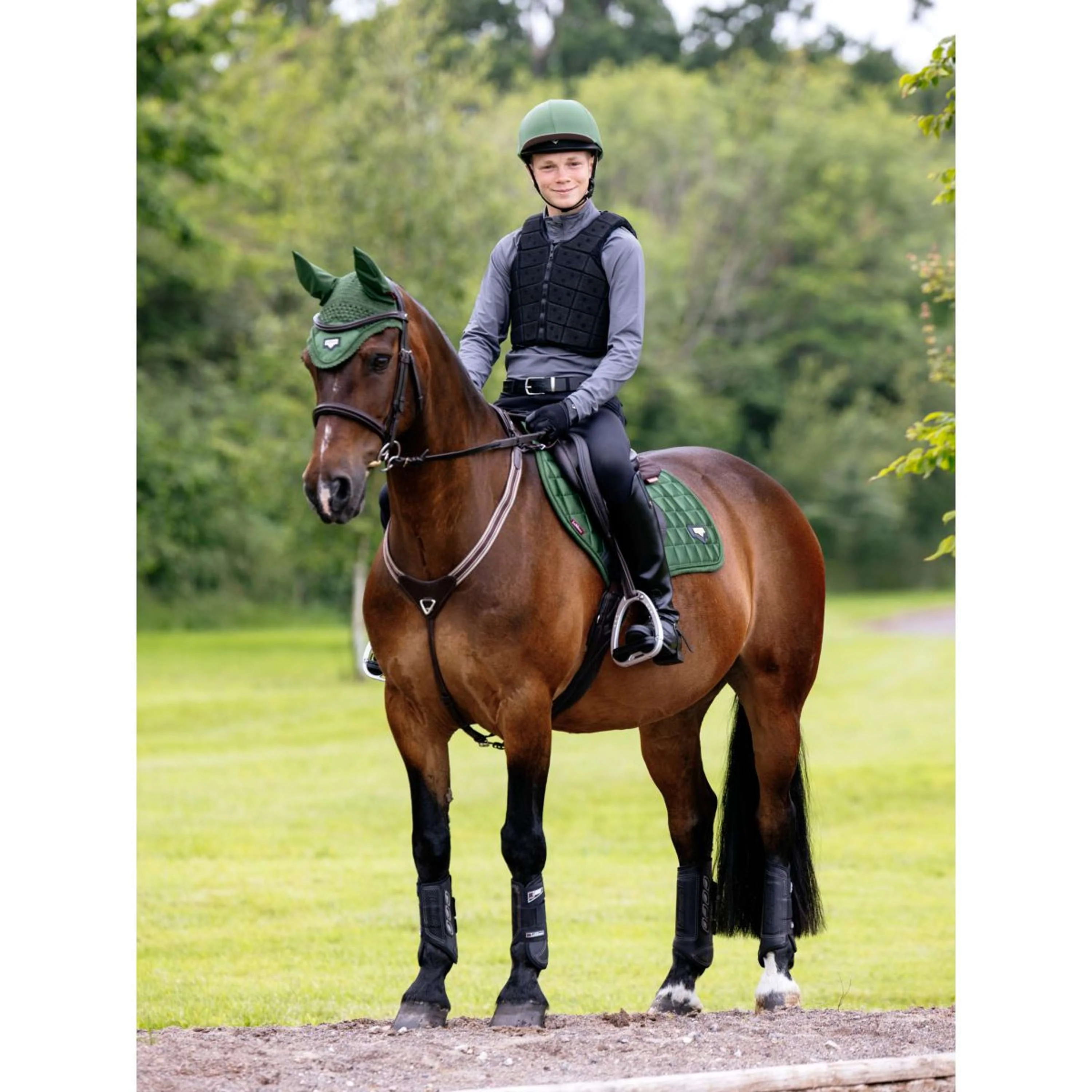 LeMieux Tapis de Selle Loire Classic Square Close Contact Hunter Green - Image 5
