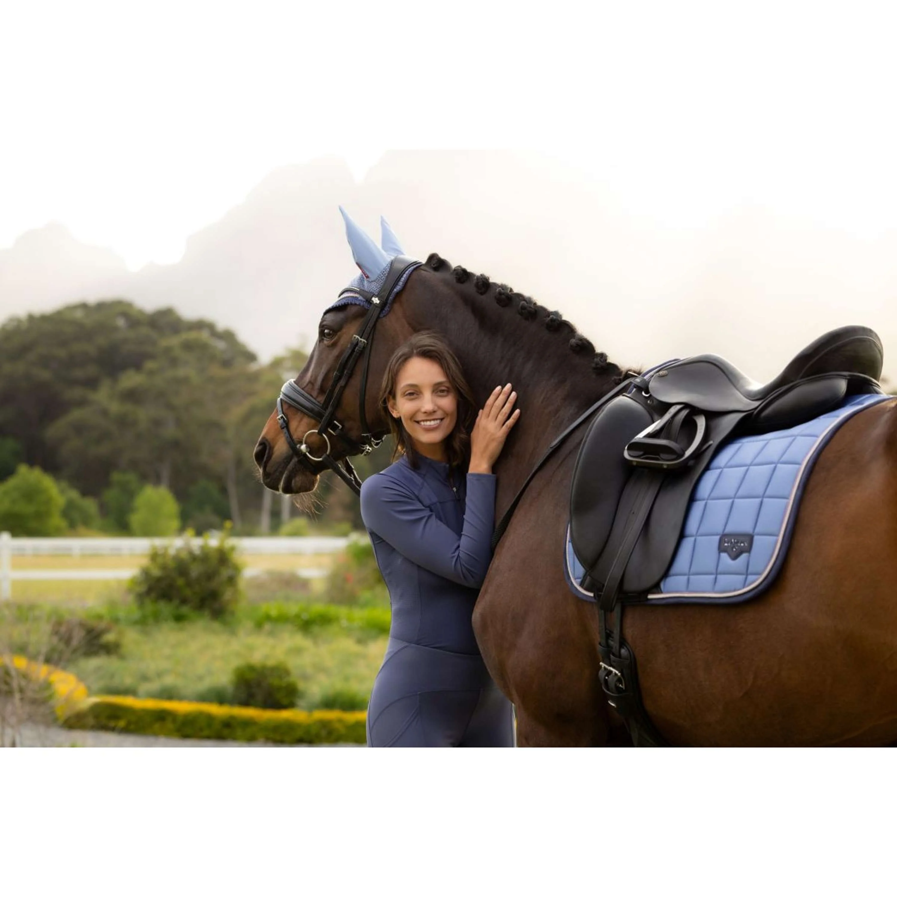 LeMieux Tapis de Selle Loire Classic Square Dressage Powder Blue - Image 16