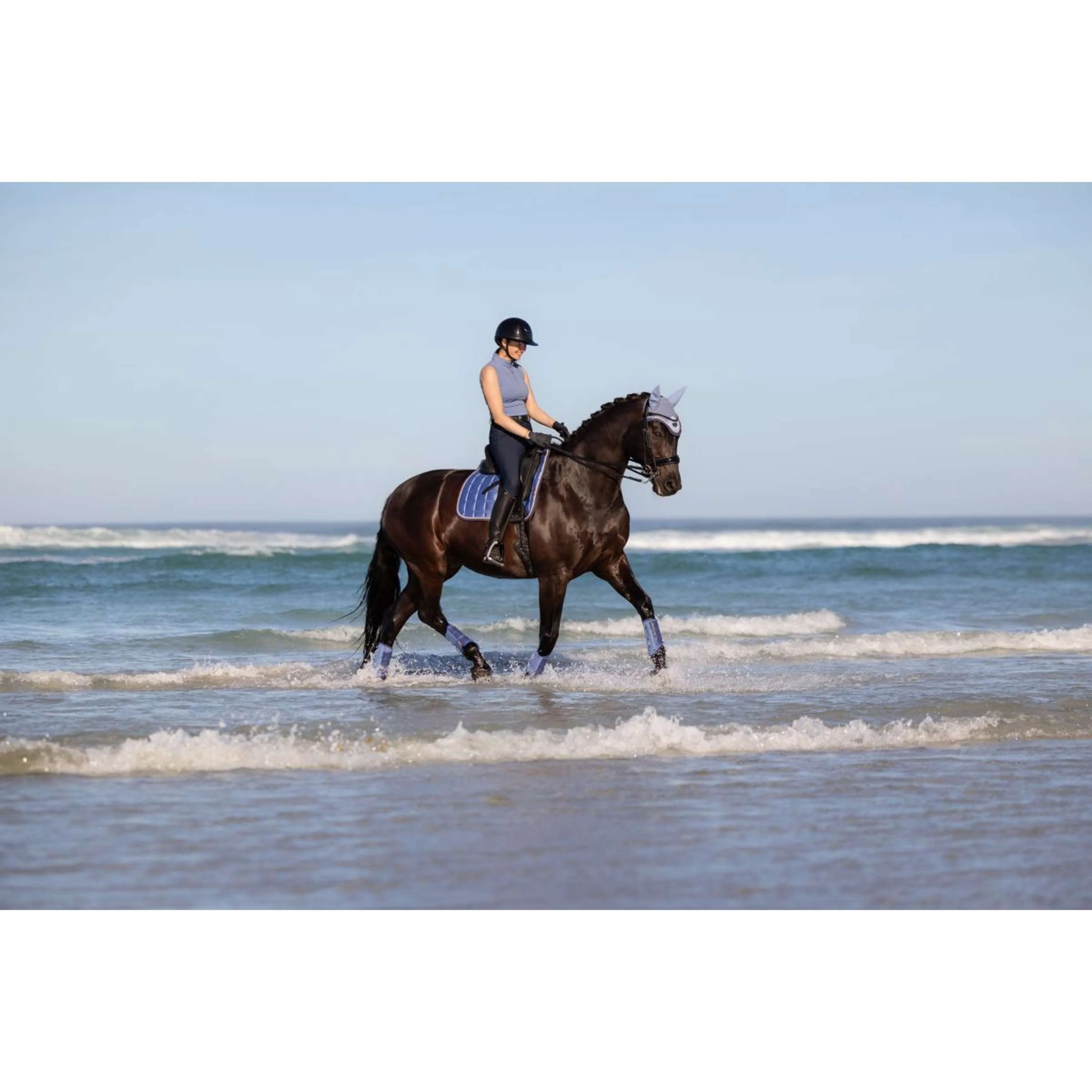 LeMieux Tapis de Selle Loire Classic Square Dressage Powder Blue - Image 5