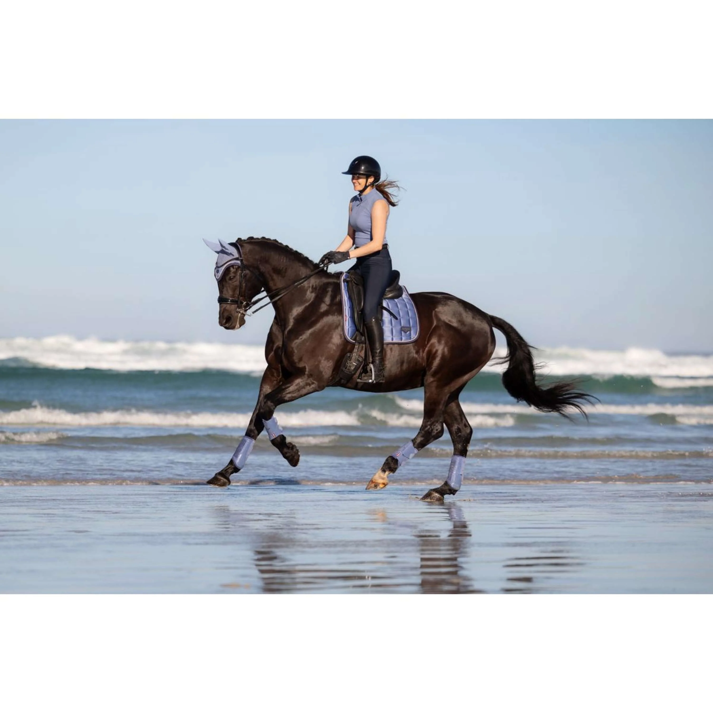 LeMieux Tapis de Selle Loire Classic Square Dressage Powder Blue - Image 9