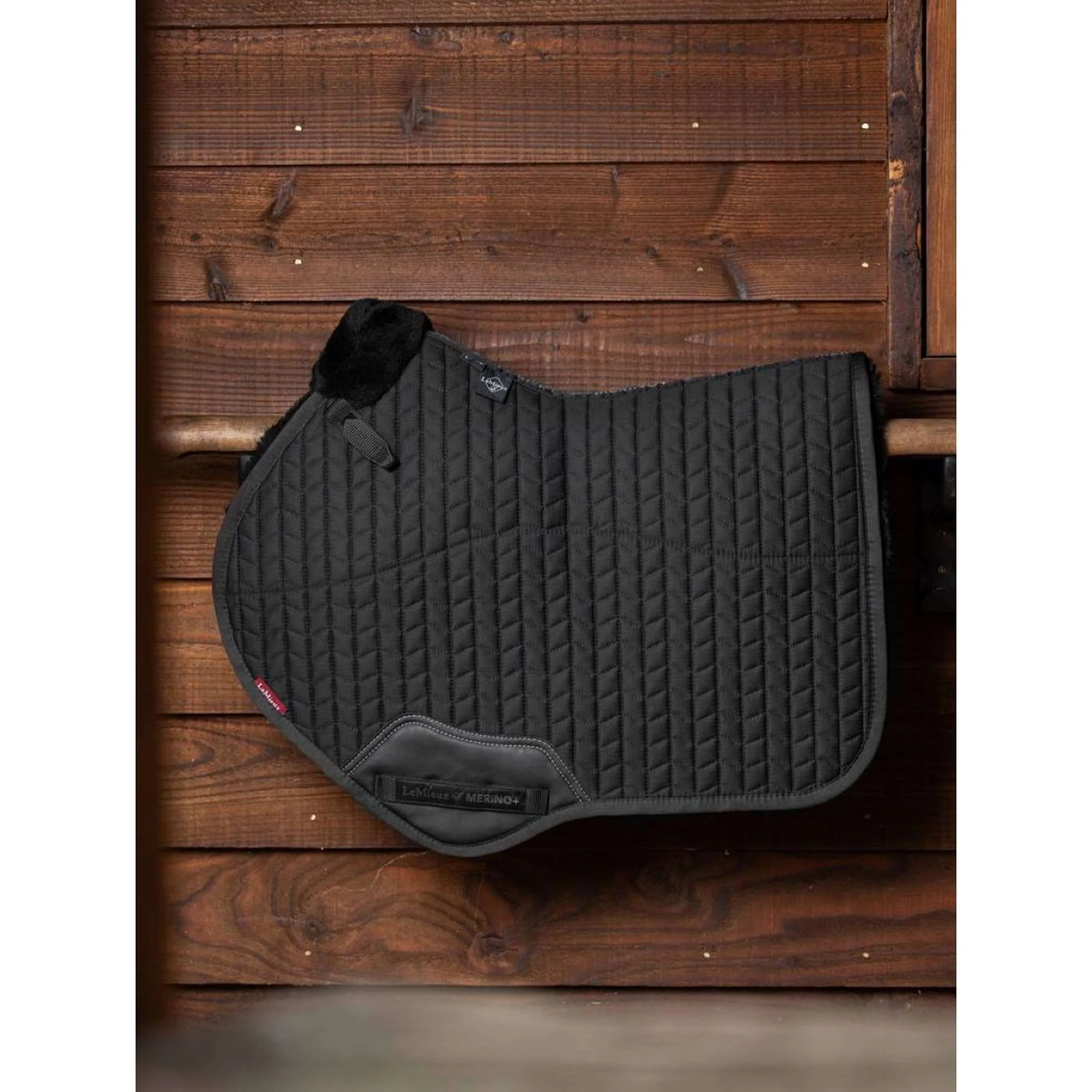 LeMieux Tapis de Selle Pro CC Peau d'Agneau Noir/Noir - Image 2