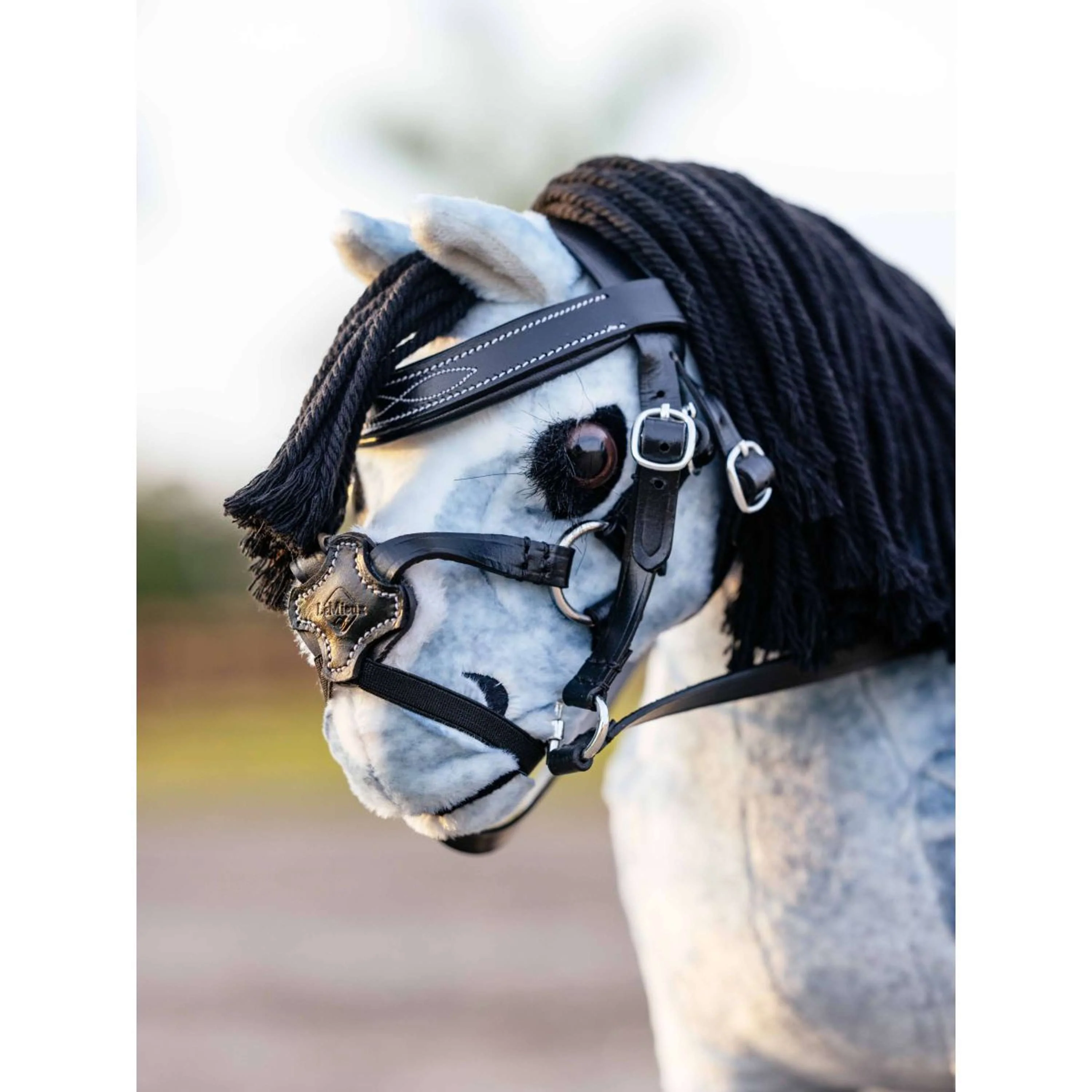 LeMieux Toy Pony Mexican Bride Noir - Image 3