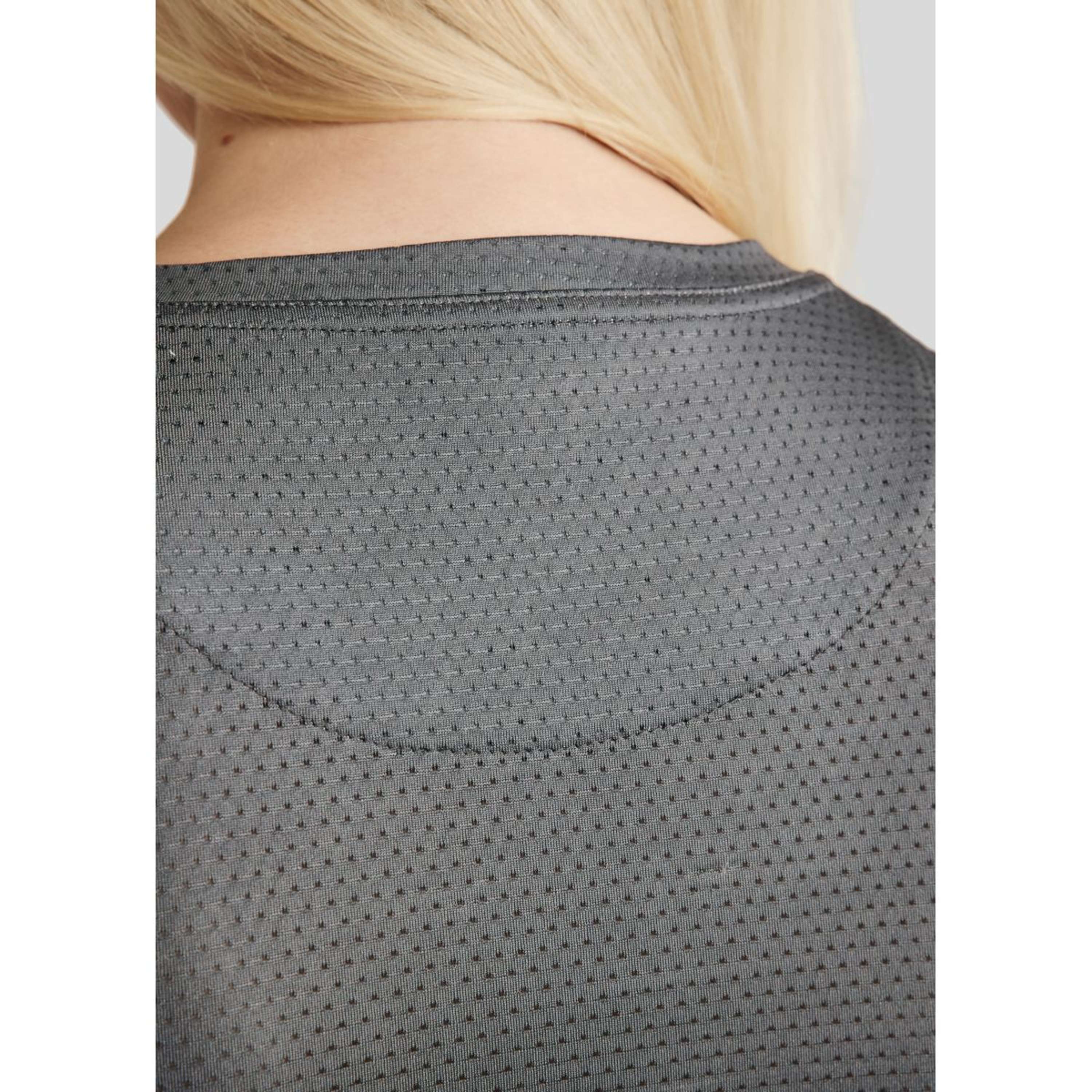Montar T-Shirt MoGrace Mesh Tee Gris - Image 4